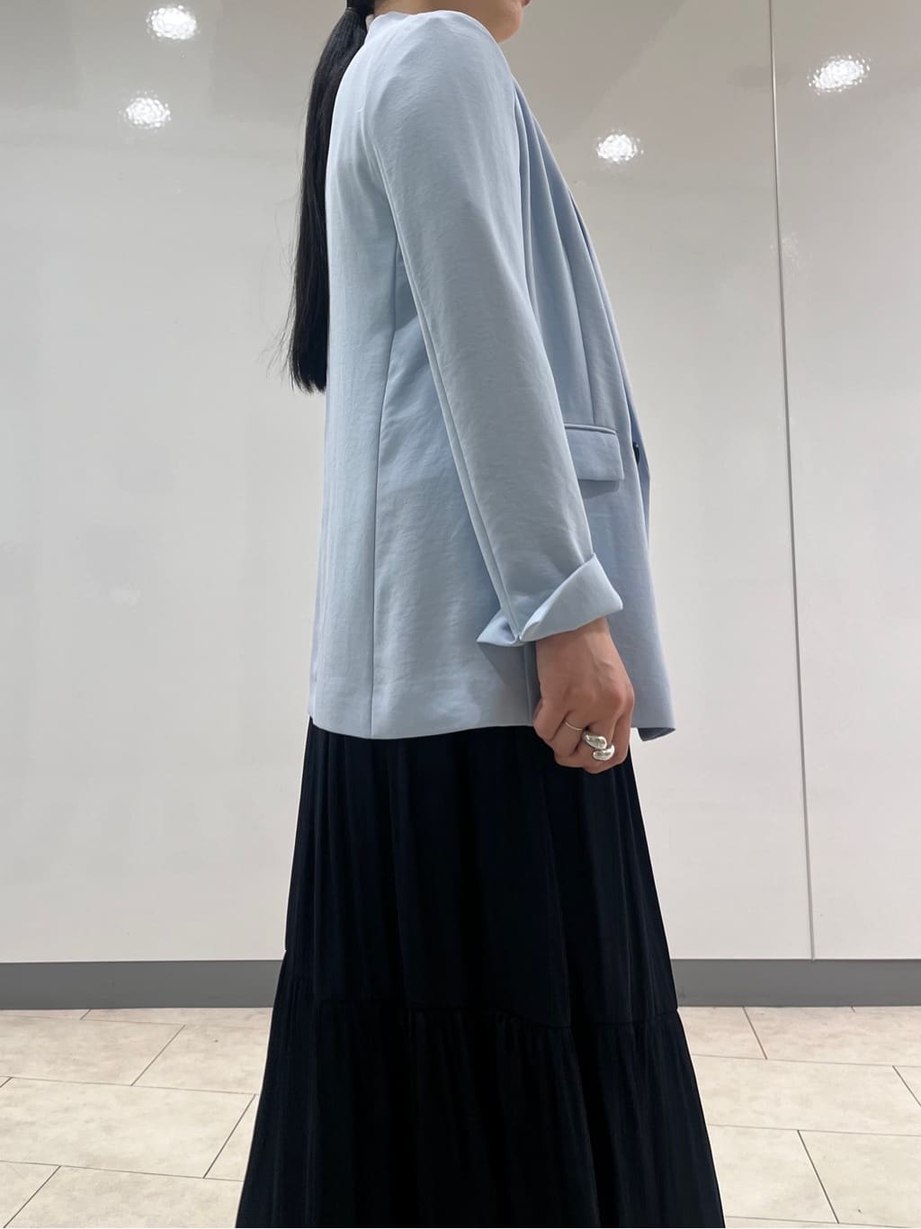 hasuさんの「INDIVI｜【洗える／多機能／SETUP可】着る日傘ダブルジャケット」を使ったコーディネート