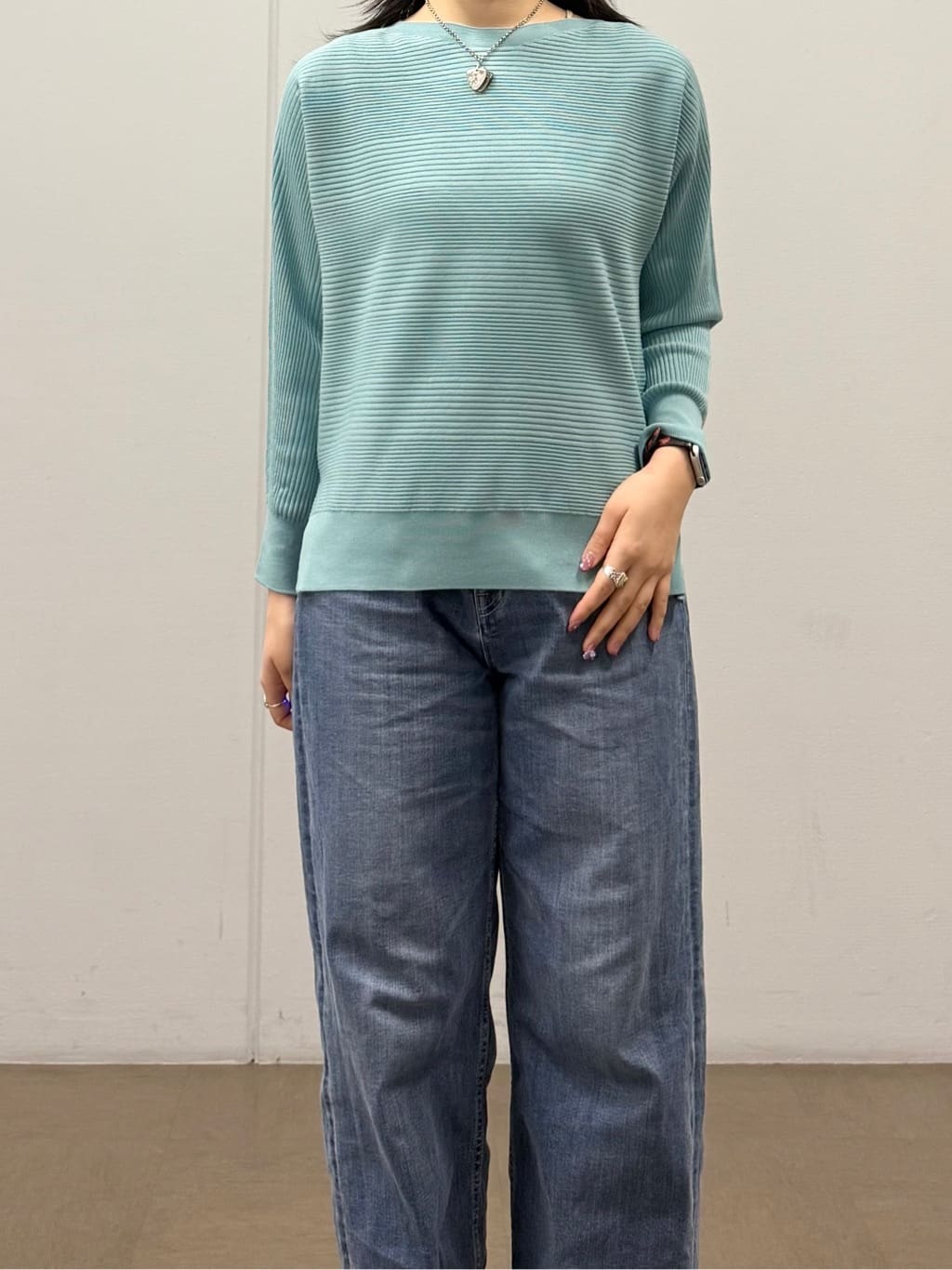 mizukiさんの「INDIVI｜【軽量】ブークレジャケット ニットカーディガン」を使ったコーディネート