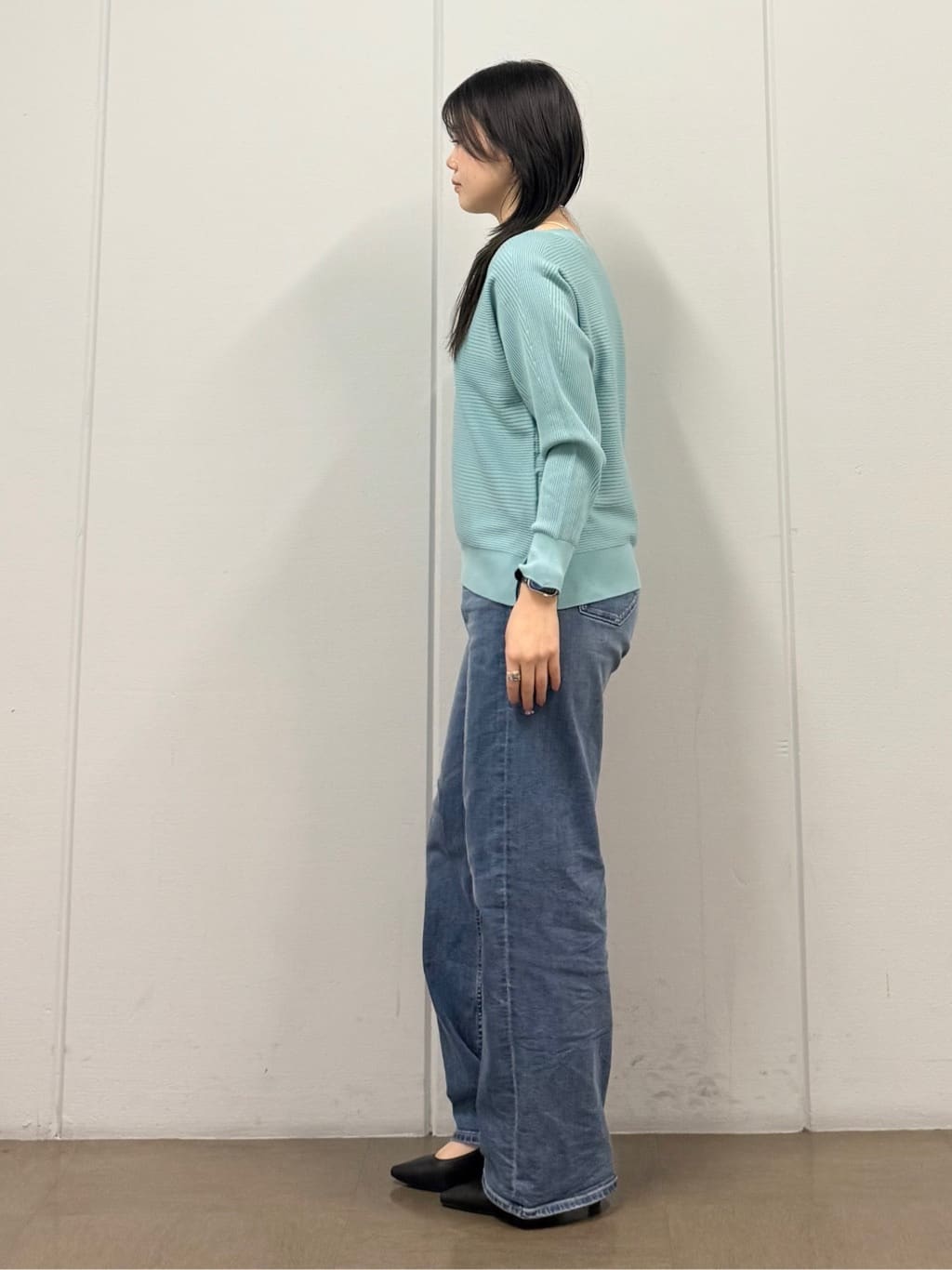 mizukiさんの「INDIVI｜【軽量】ブークレジャケット ニットカーディガン」を使ったコーディネート
