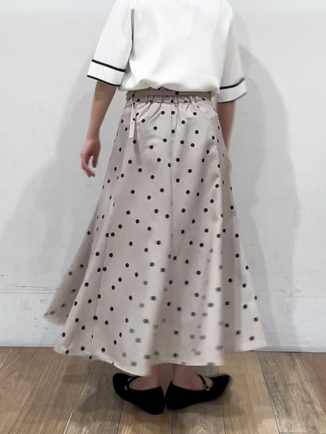 山さんさんの「grove｜【シリーズ累計36万枚/名品ニット】やわらかドライタッチ 袖メッシュ編みニット」を使ったコーディネート