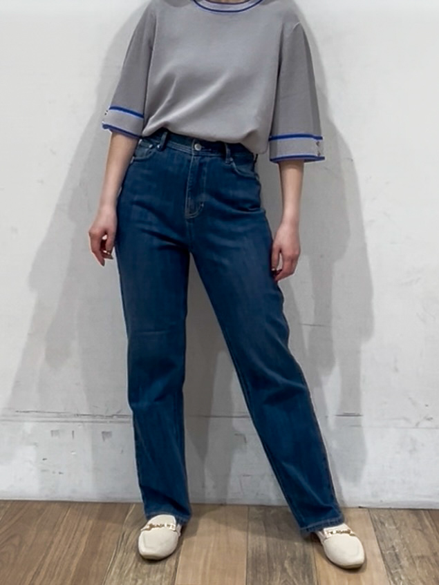 山さんさんの「grove｜軽やかに羽織れてシーズンレスに活躍！　大人のジップパーカー」を使ったコーディネート