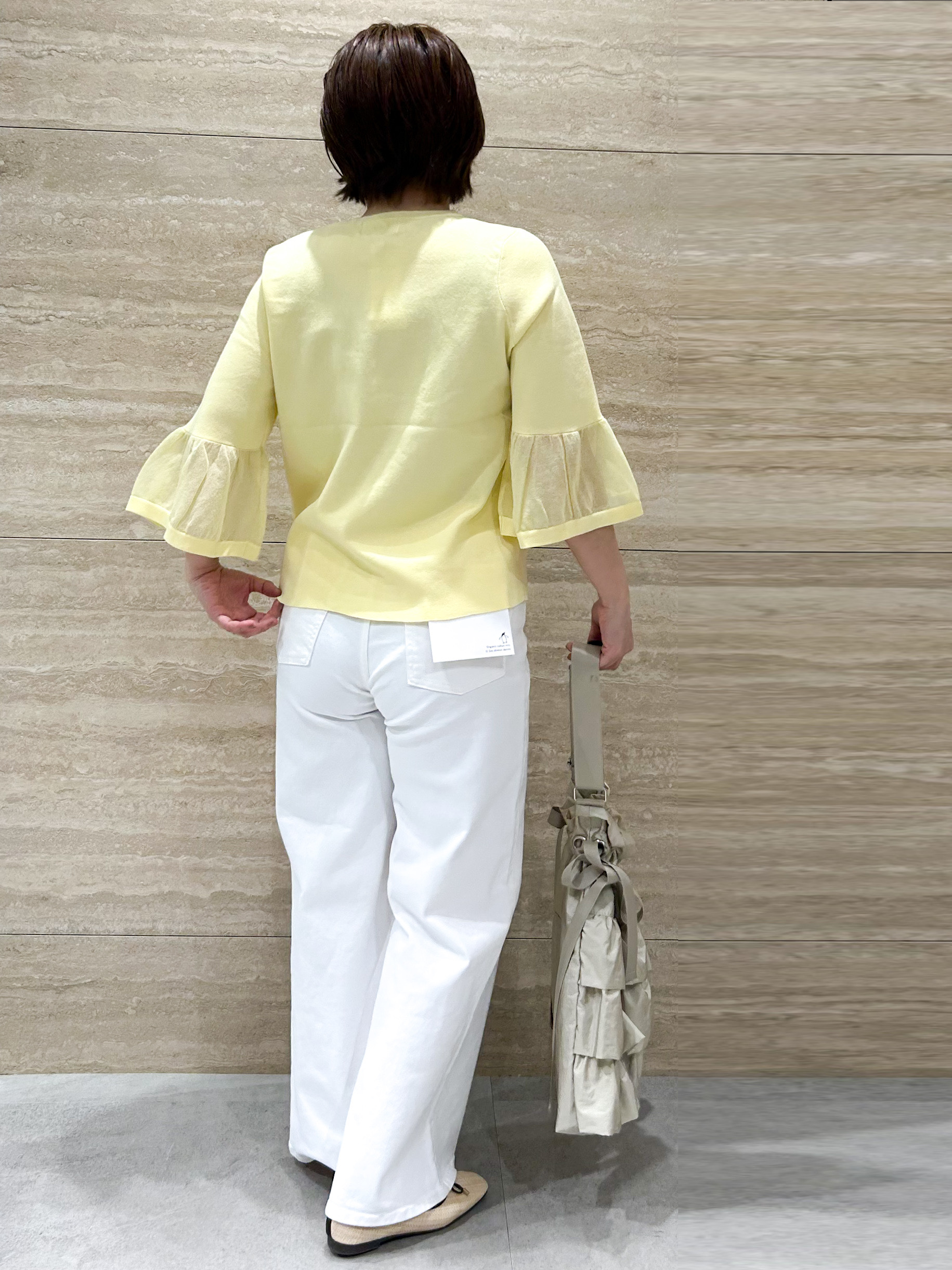 NAMIさんの「OPAQUE.CLIP｜シアーフレアスリーブニット【洗濯機OK／抗ピル】」を使ったコーディネート