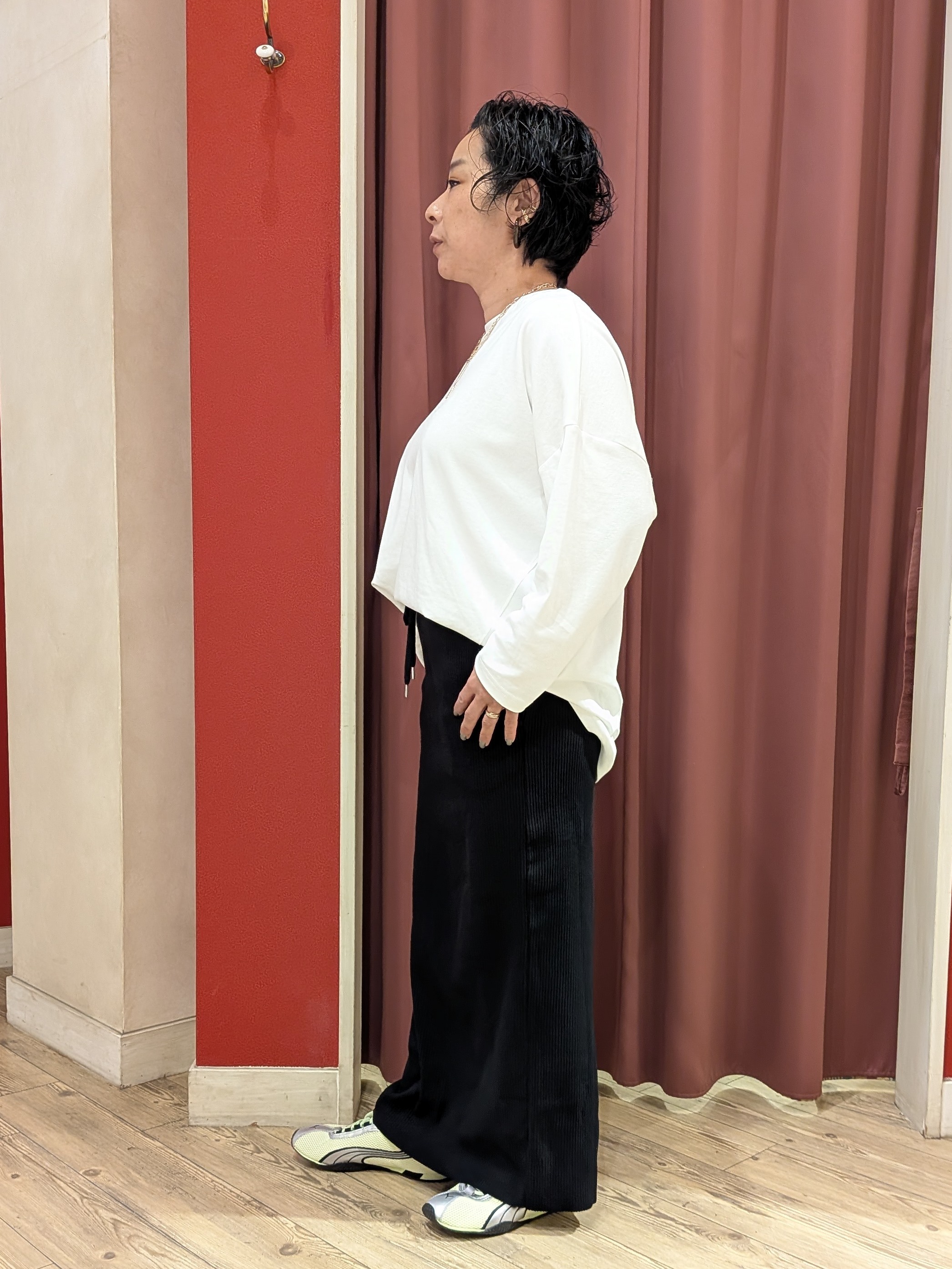 cameさんの「SHOO･LA･RUE｜【洗濯機可/UV/綿100％】体型カバーが叶う ゆるトップス」を使ったコーディネート