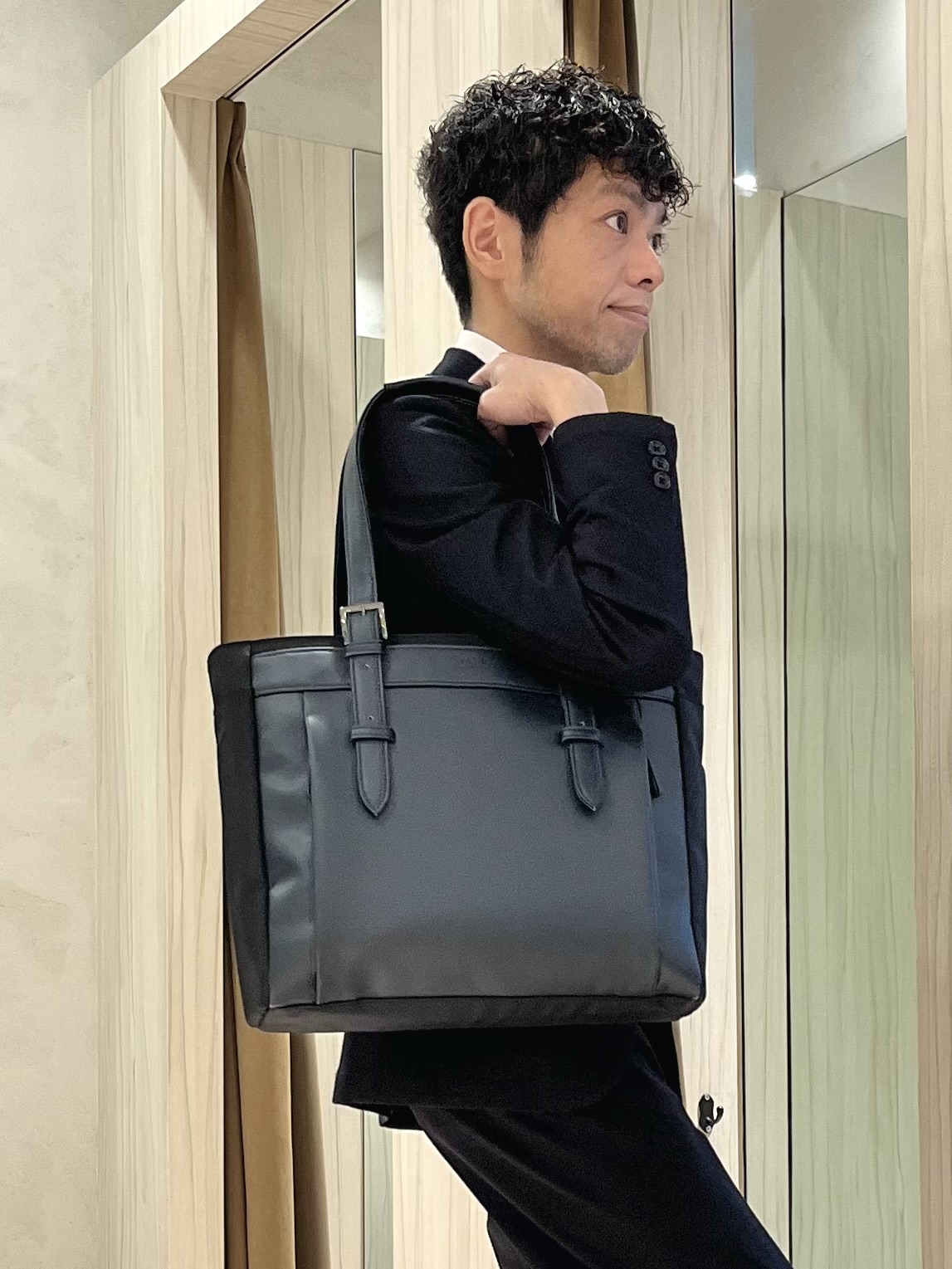 URAさんの「TAKEO KIKUCHI｜【抗菌防臭】CALCULO（R）ジャージ ジャケット」を使ったコーディネート