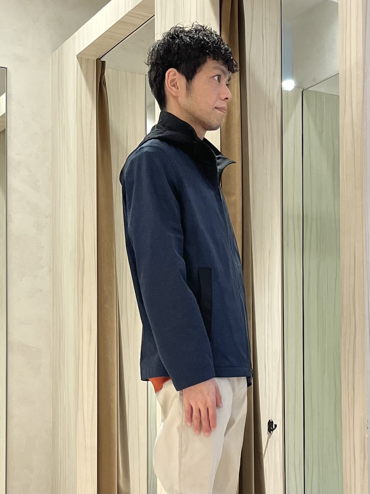 URAさんの「TAKEO KIKUCHI｜2WAYアクティブ ライト ブルゾン」を使ったコーディネート