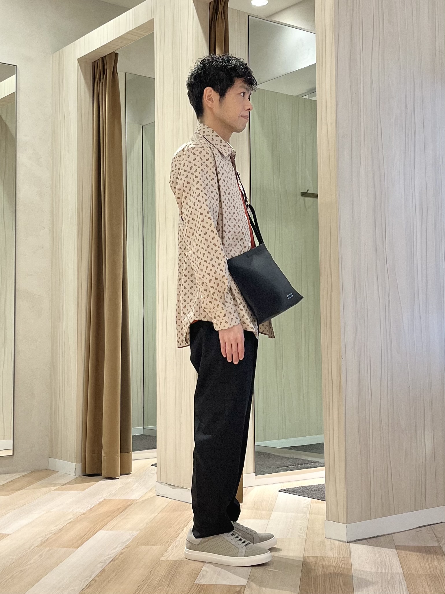 URAさんの「TAKEO KIKUCHI｜【BOWLER HAT LABEL】小紋ペイズリープリント 長袖シャツ」を使ったコーディネート