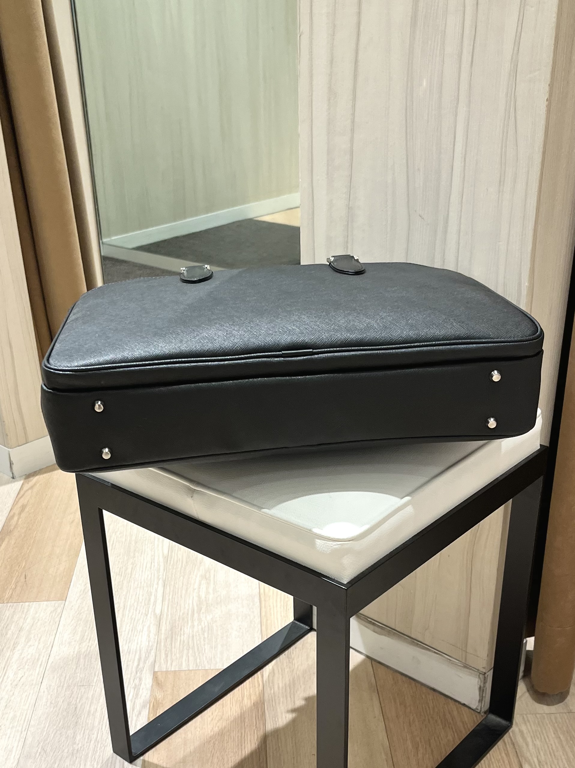 URAさんの「TAKEO KIKUCHI｜【Made in JAPAN】立菱（たてびし）スーツ」を使ったコーディネート