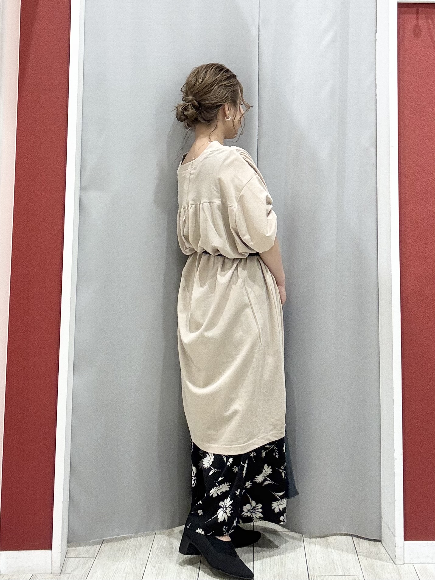 shioさんの「SHOO･LA･RUE｜【洗濯機可/S-LL】1枚でも羽織でも キーネックシャツワンピース」を使ったコーディネート