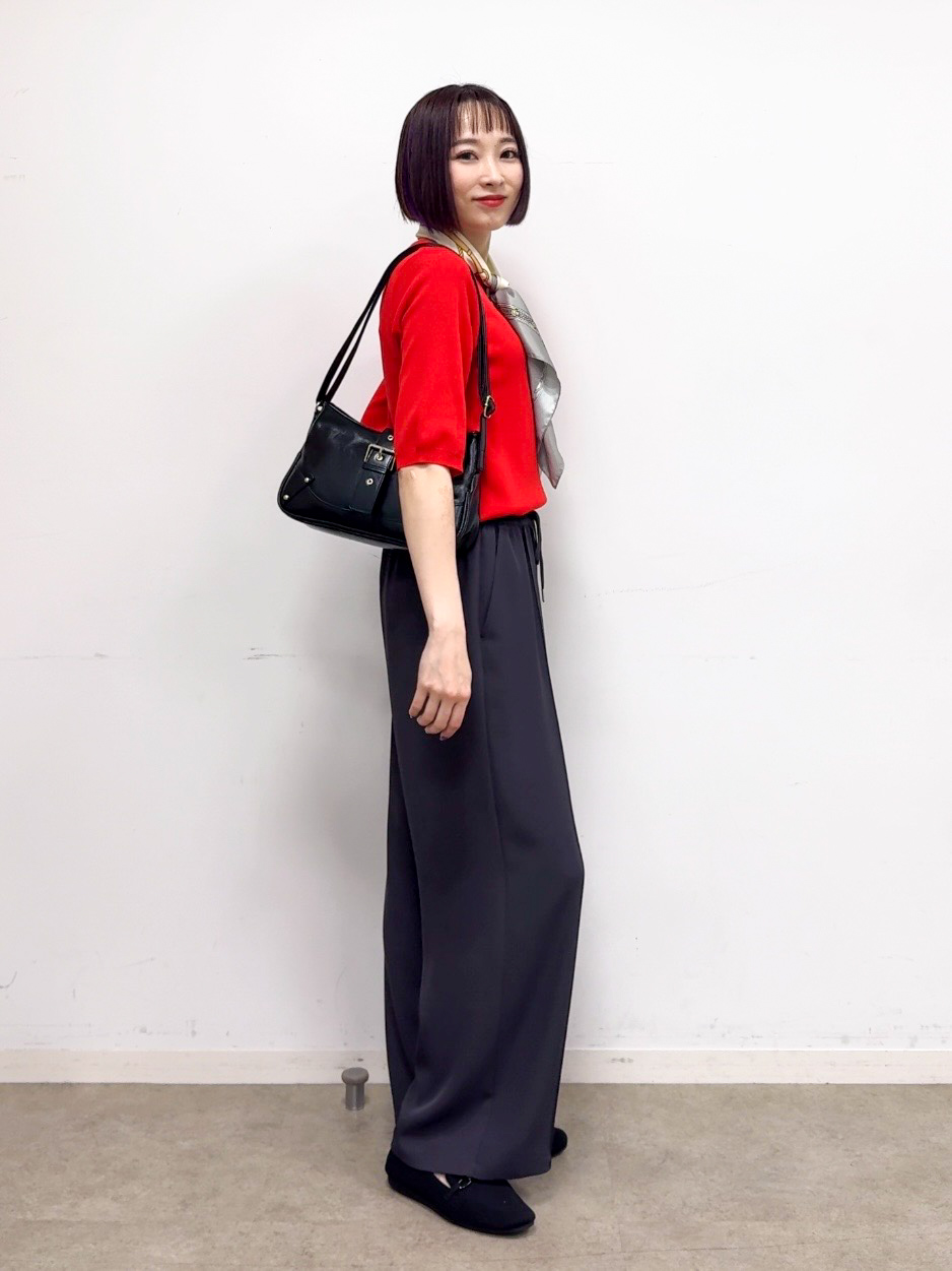 𝐜𝐡𝐢𝐤𝐚さんの「SHOO･LA･RUE｜【毎日洗える/S-LL/ひんやり/UV】上半身すっきり 二の腕見せない5分袖ニット」を使ったコーディネート