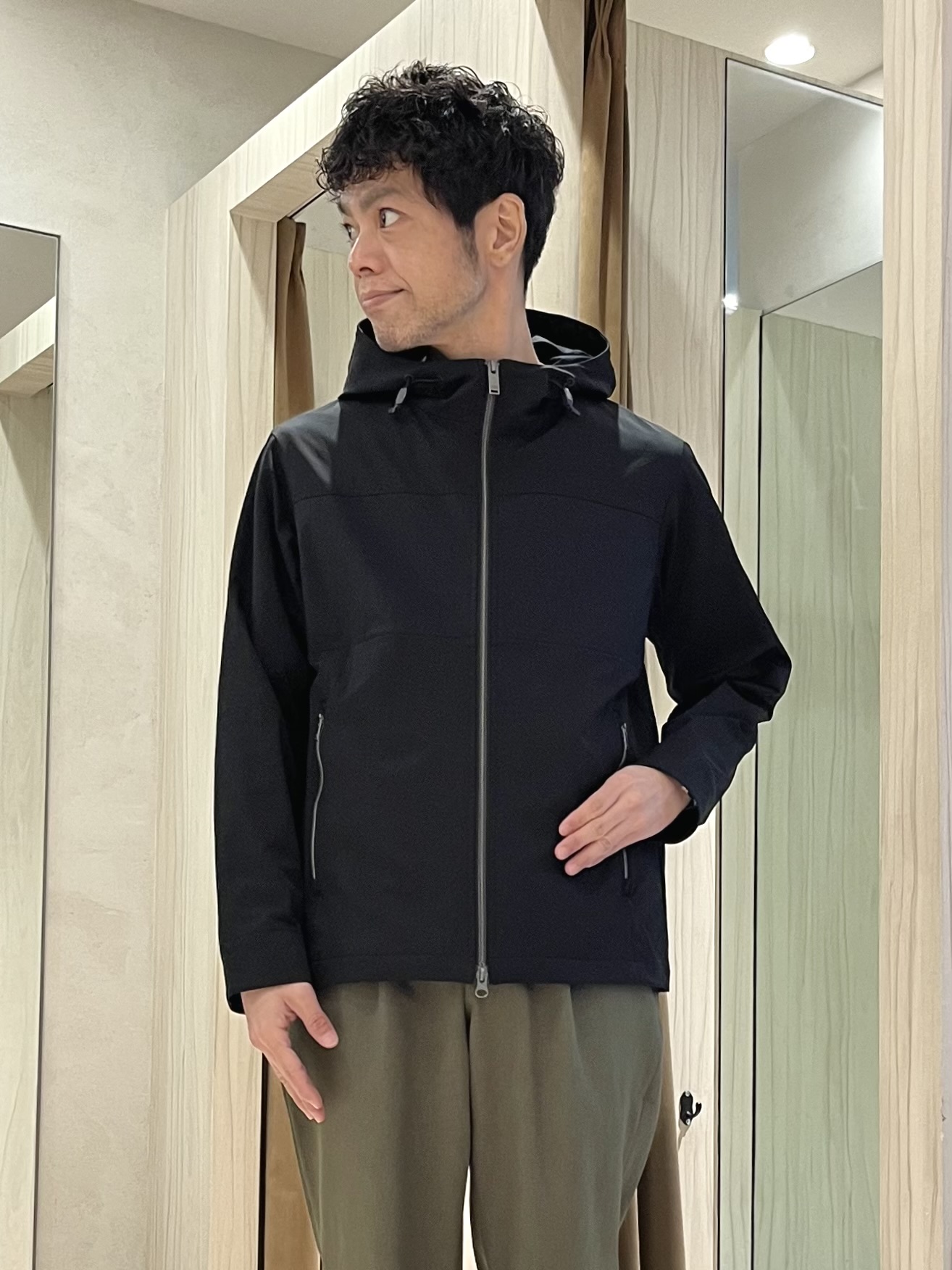 URAさんの「TAKEO KIKUCHI｜【KAJIF】フード ブルゾン」を使ったコーディネート
