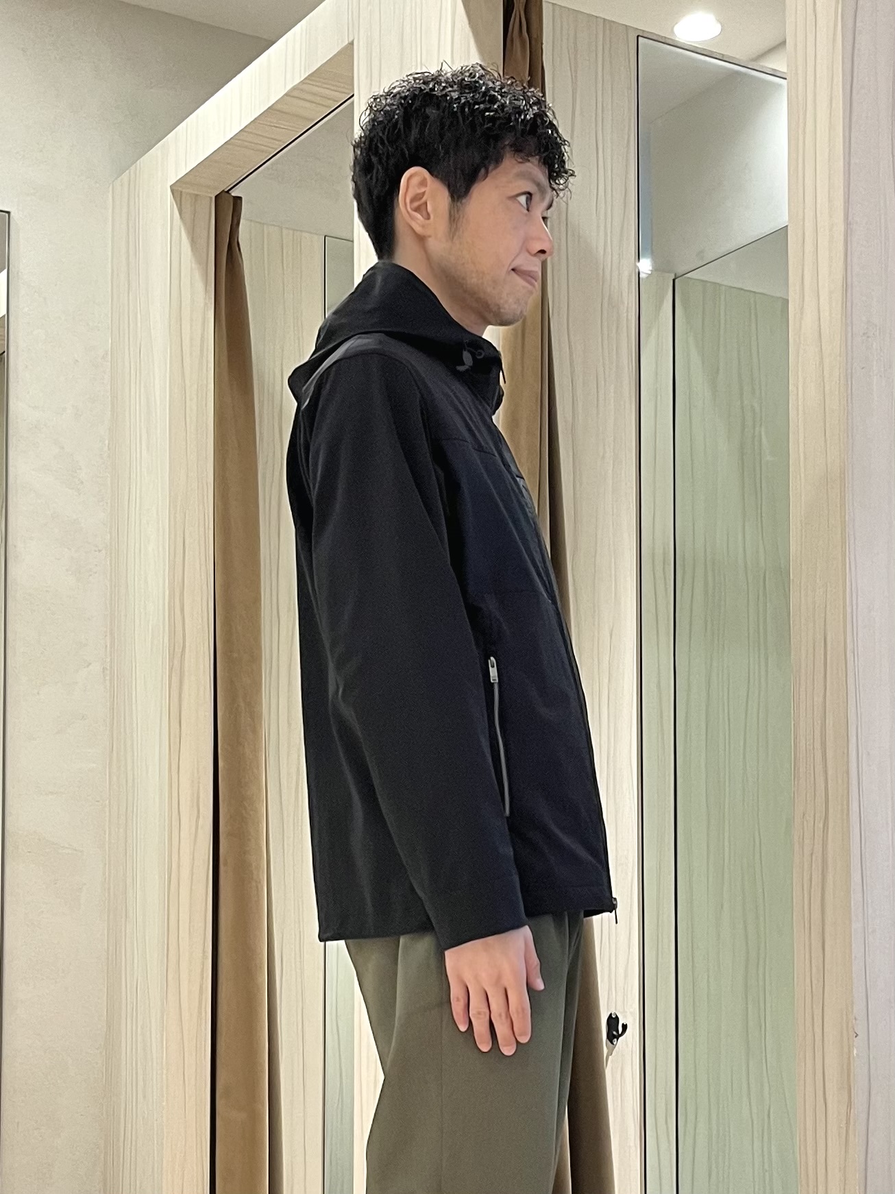 URAさんの「TAKEO KIKUCHI｜【KAJIF】フード ブルゾン」を使ったコーディネート