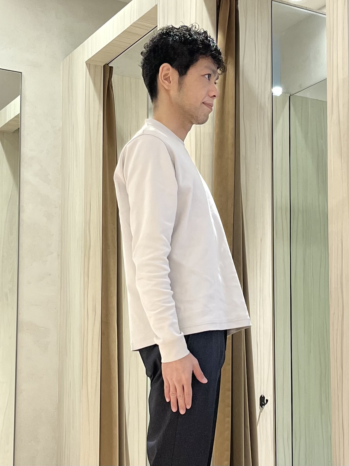URAさんの「TAKEO KIKUCHI｜【360&deg;ストレッチ/軽量】None Of Stress ライト ジャケット（セットアップ対応）」を使ったコーディネート