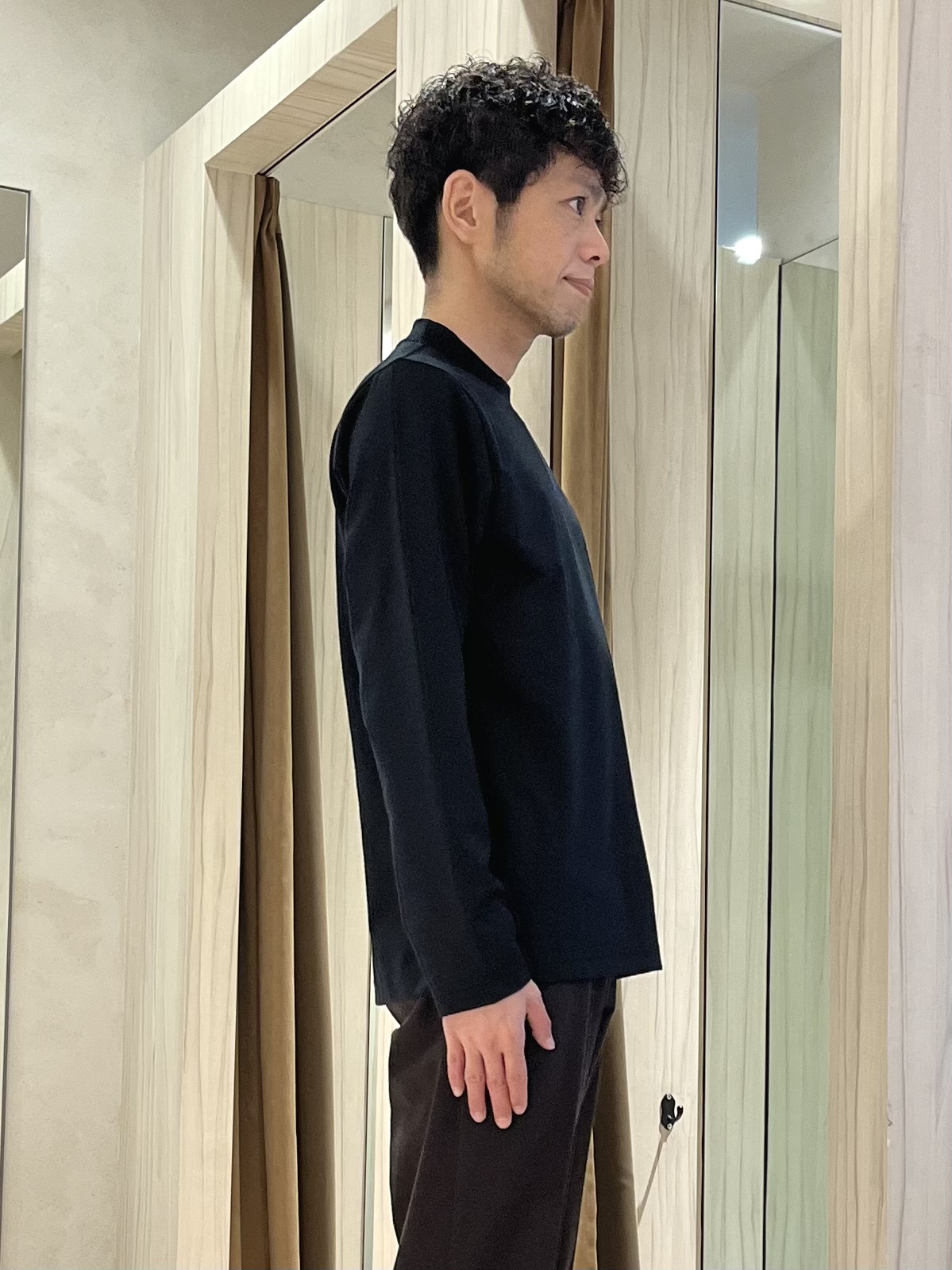 URAさんの「TAKEO KIKUCHI｜パールニットジャージ ジャケット」を使ったコーディネート