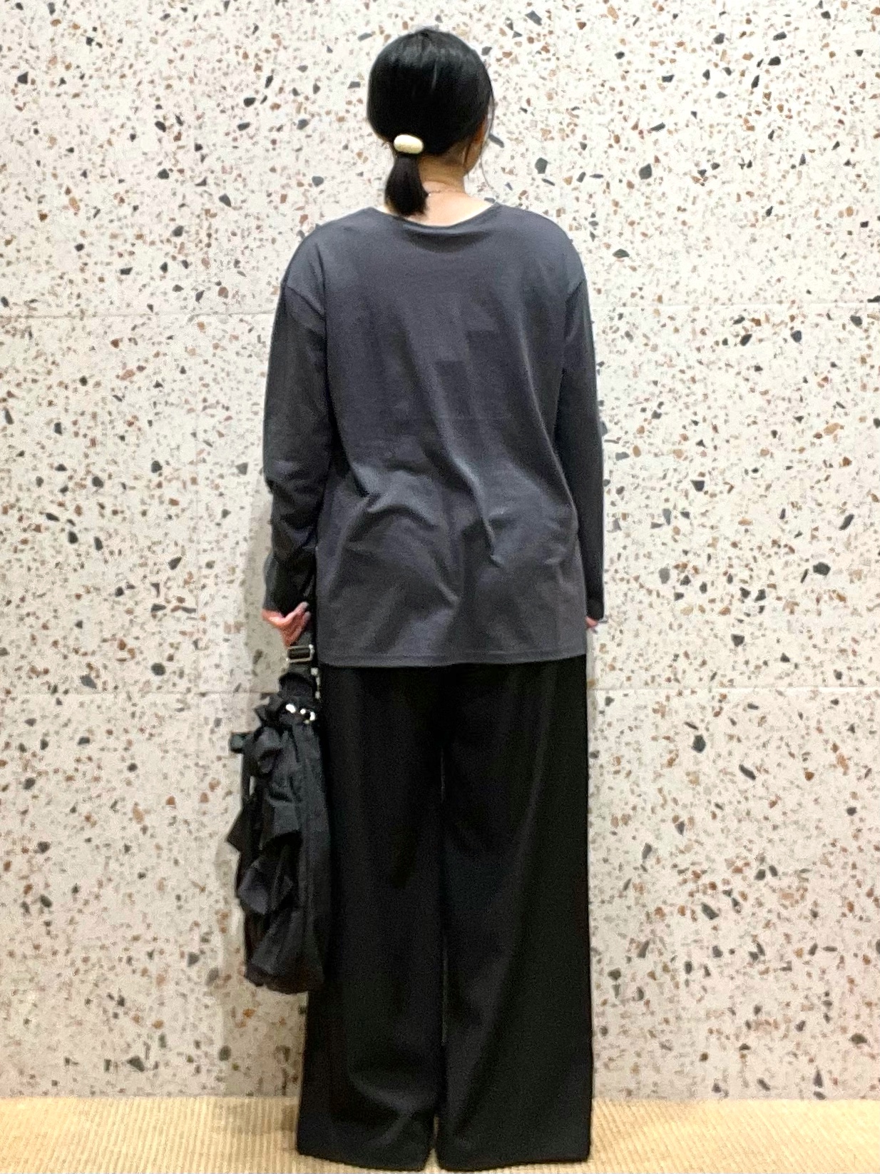 シゲリさんの「OPAQUE.CLIP｜シアースリットカットソー【洗濯機OK】」を使ったコーディネート