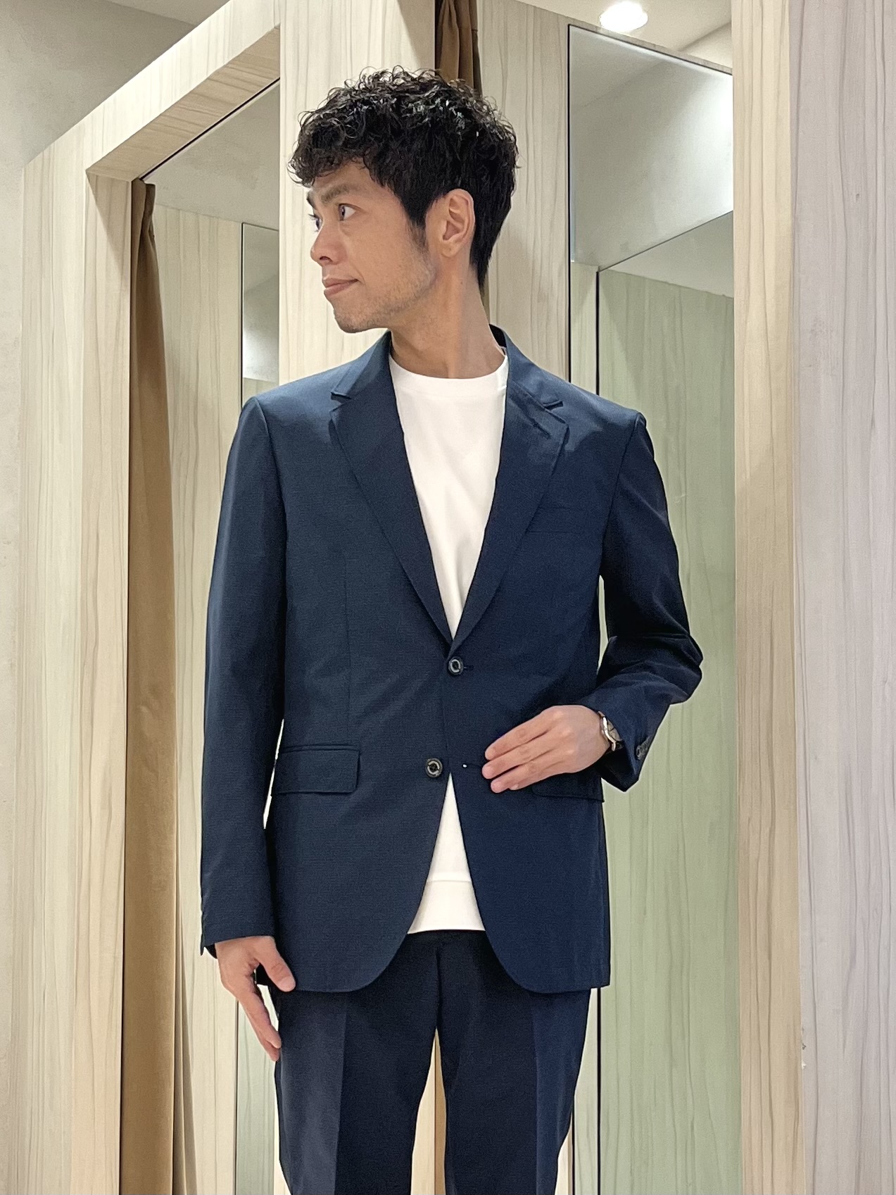 URAさんの「TAKEO KIKUCHI｜【抗菌防臭】COOL DOTS（R）ドビープリント ジャケット」を使ったコーディネート