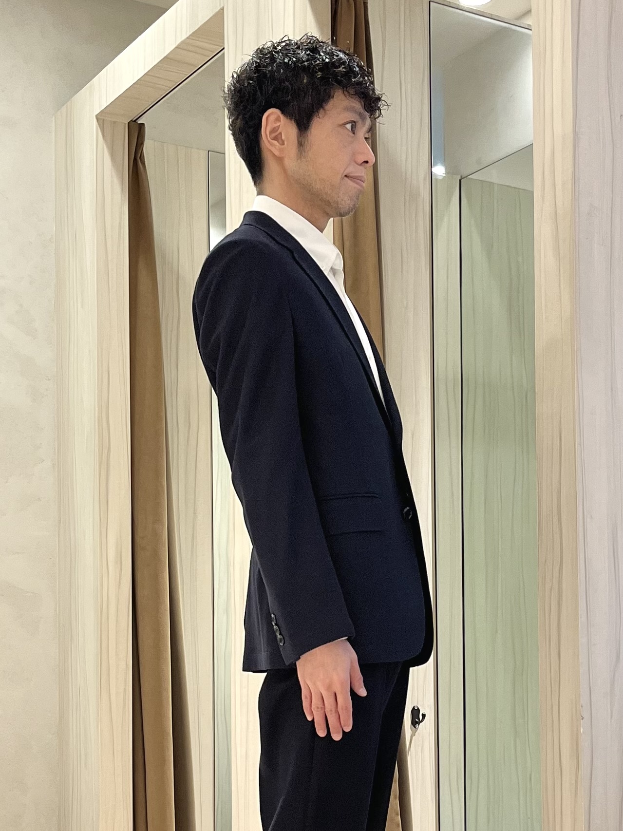 URAさんの「TAKEO KIKUCHI｜【抗菌防臭】CALCULO（R）ジャージ ジャケット」を使ったコーディネート