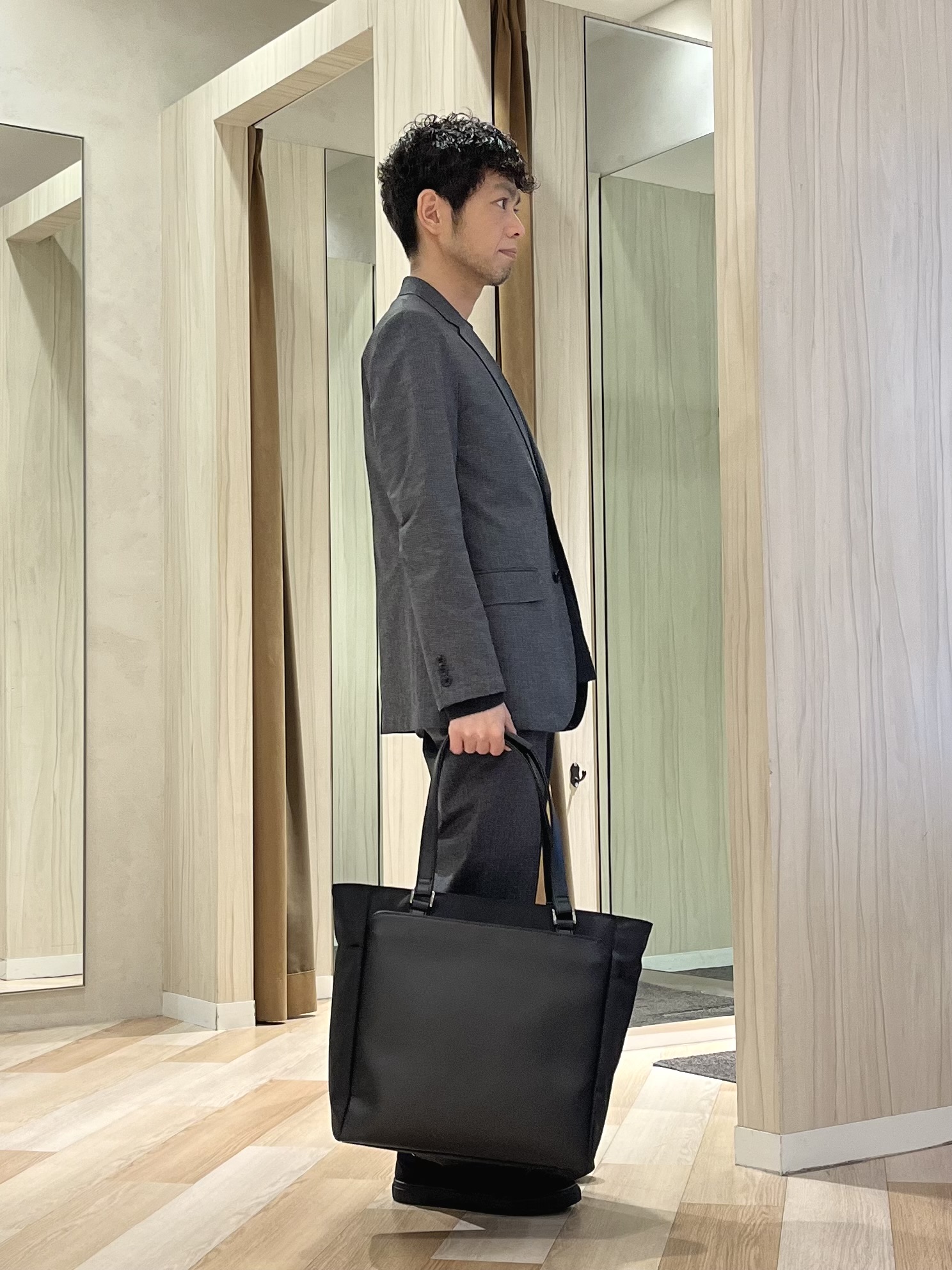 URAさんの「TAKEO KIKUCHI｜【通気性】ジャージ千鳥柄 ジャケット」を使ったコーディネート