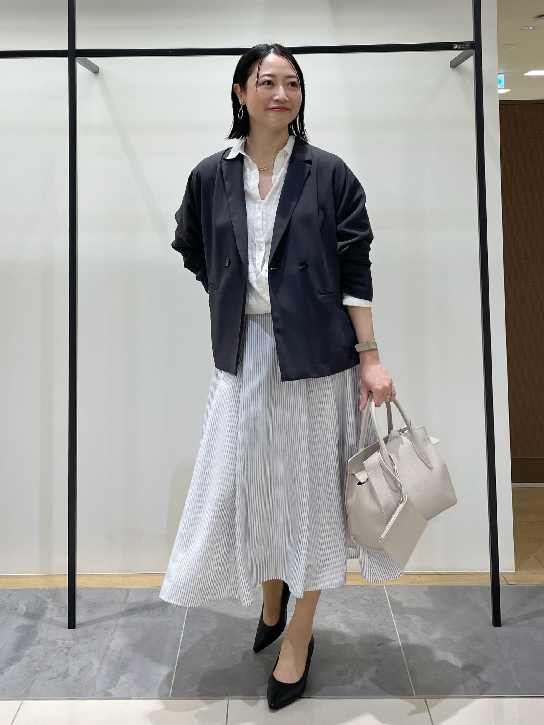 shihoさんの「INDIVI｜【さらに軽く軽快！／着る日傘】ドルマンダブルジャケット」を使ったコーディネート