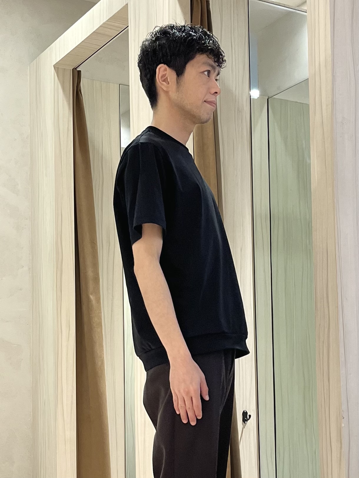 URAさんの「TAKEO KIKUCHI｜パールニットジャージ ジャケット」を使ったコーディネート