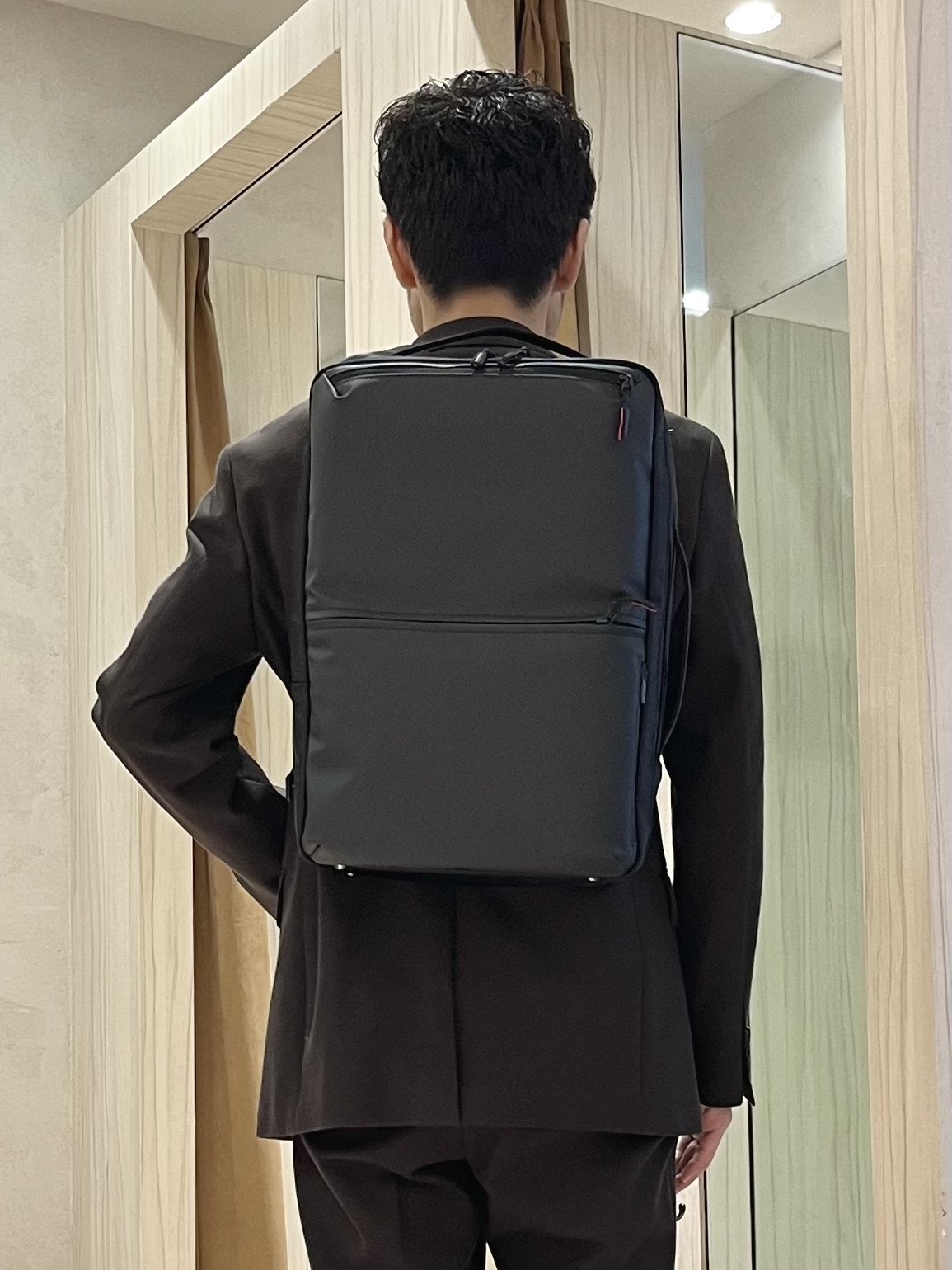URAさんの「TAKEO KIKUCHI｜パールニットジャージ ジャケット」を使ったコーディネート