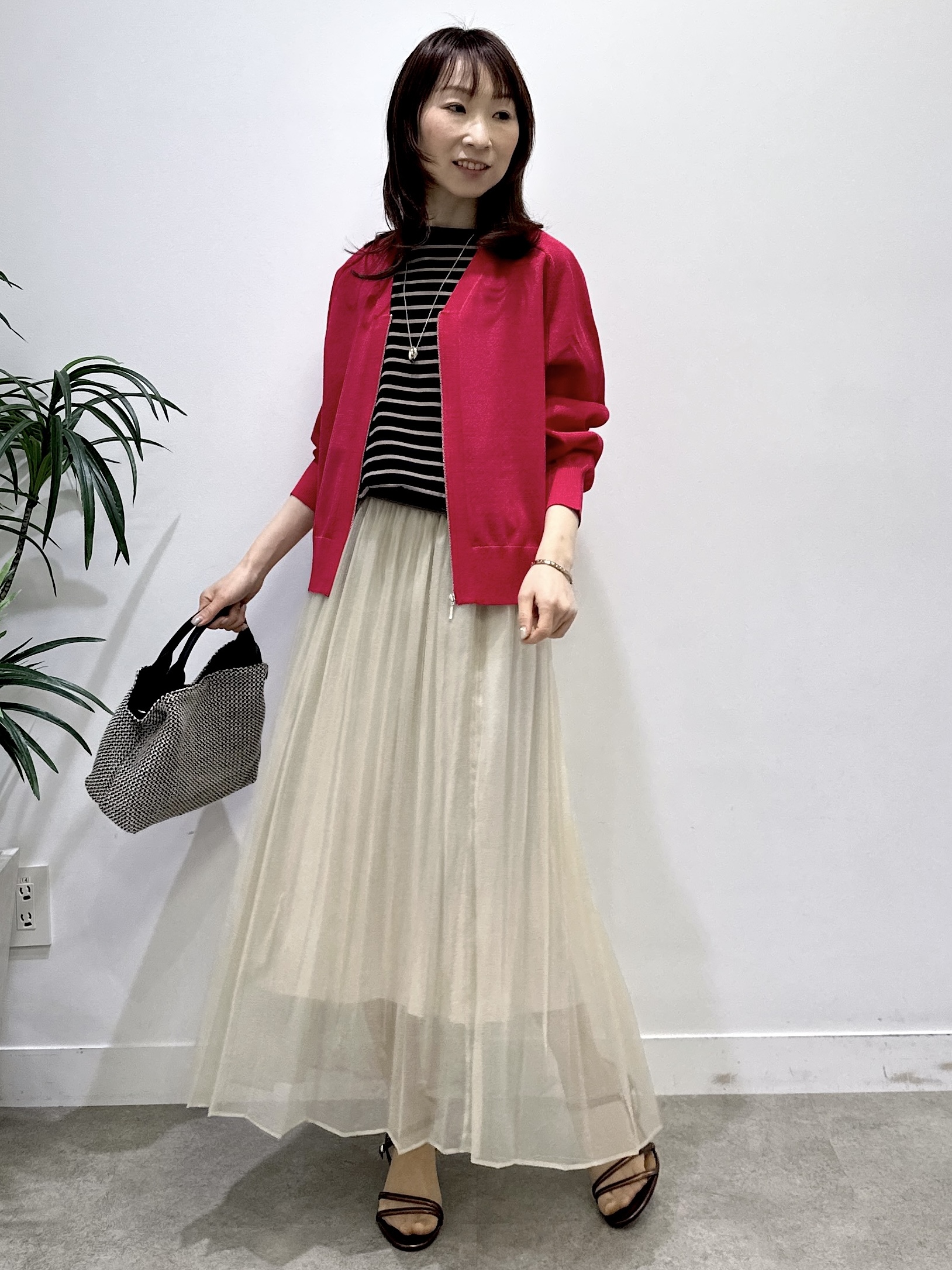 Miwaさんの「UNTITLED｜【9色展開/アンサンブル可/洗える】コットンベーシックニット」を使ったコーディネート