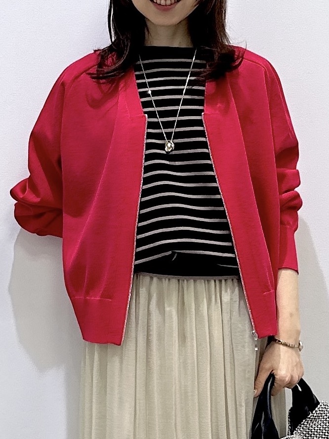 Miwaさんの「UNTITLED｜【アンサンブル可/日除け・冷房対策】シアーレーヨンZIPカーディガン」を使ったコーディネート