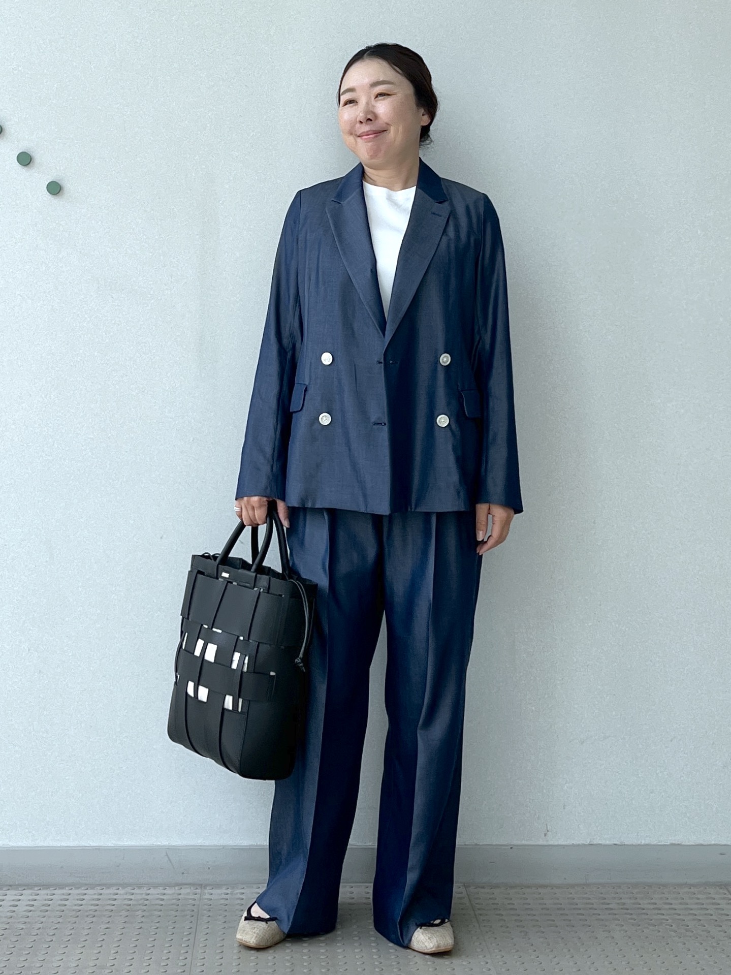 Soeさんの「DRESSTERIOR｜【otonaMUSE5月号掲載/セットアップ可】テンセルデニムダブルジャケット」を使ったコーディネート