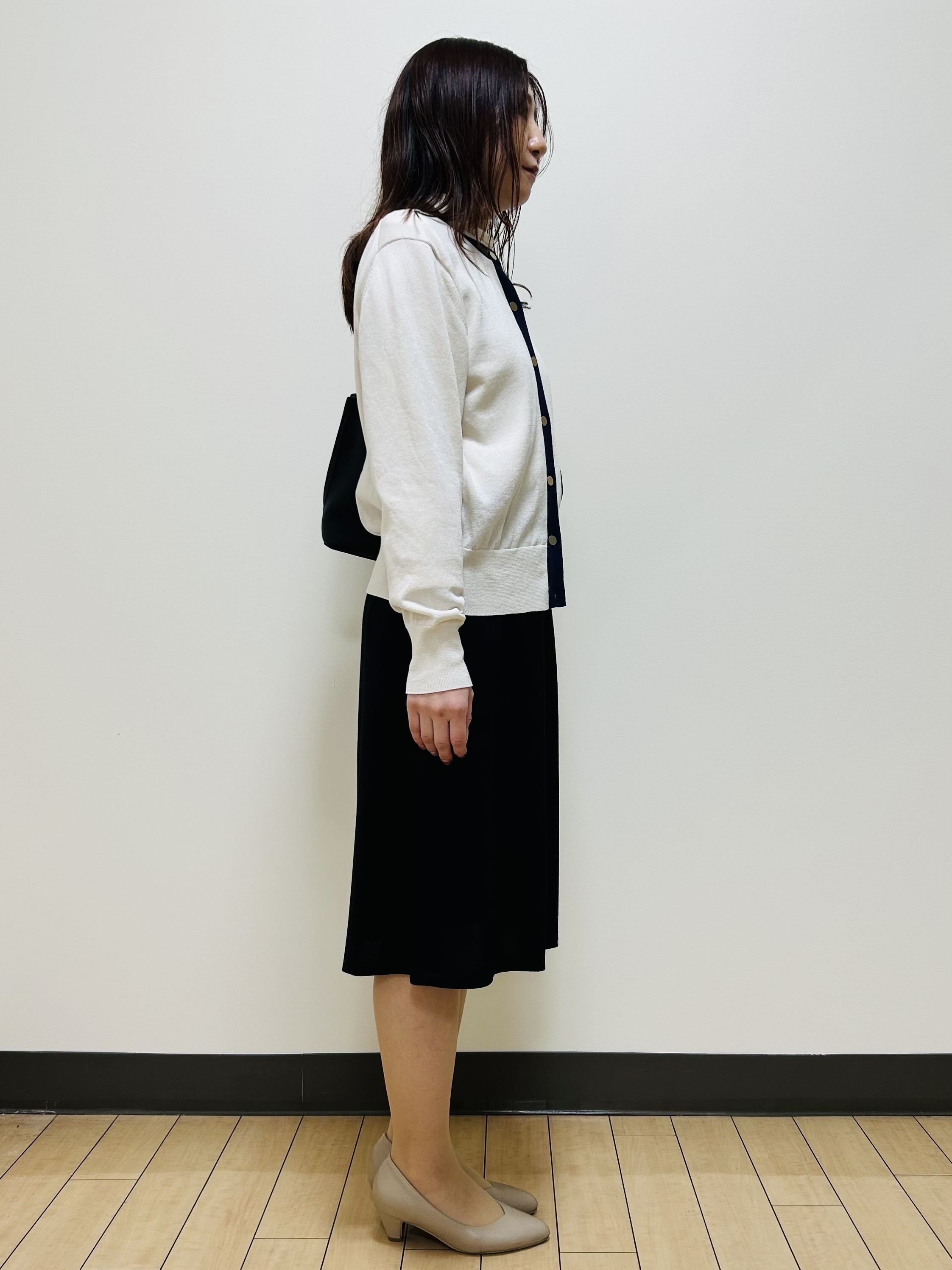 miiiさんの「Reflect｜【アンサンブル可】バイカラーカーディガン」を使ったコーディネート
