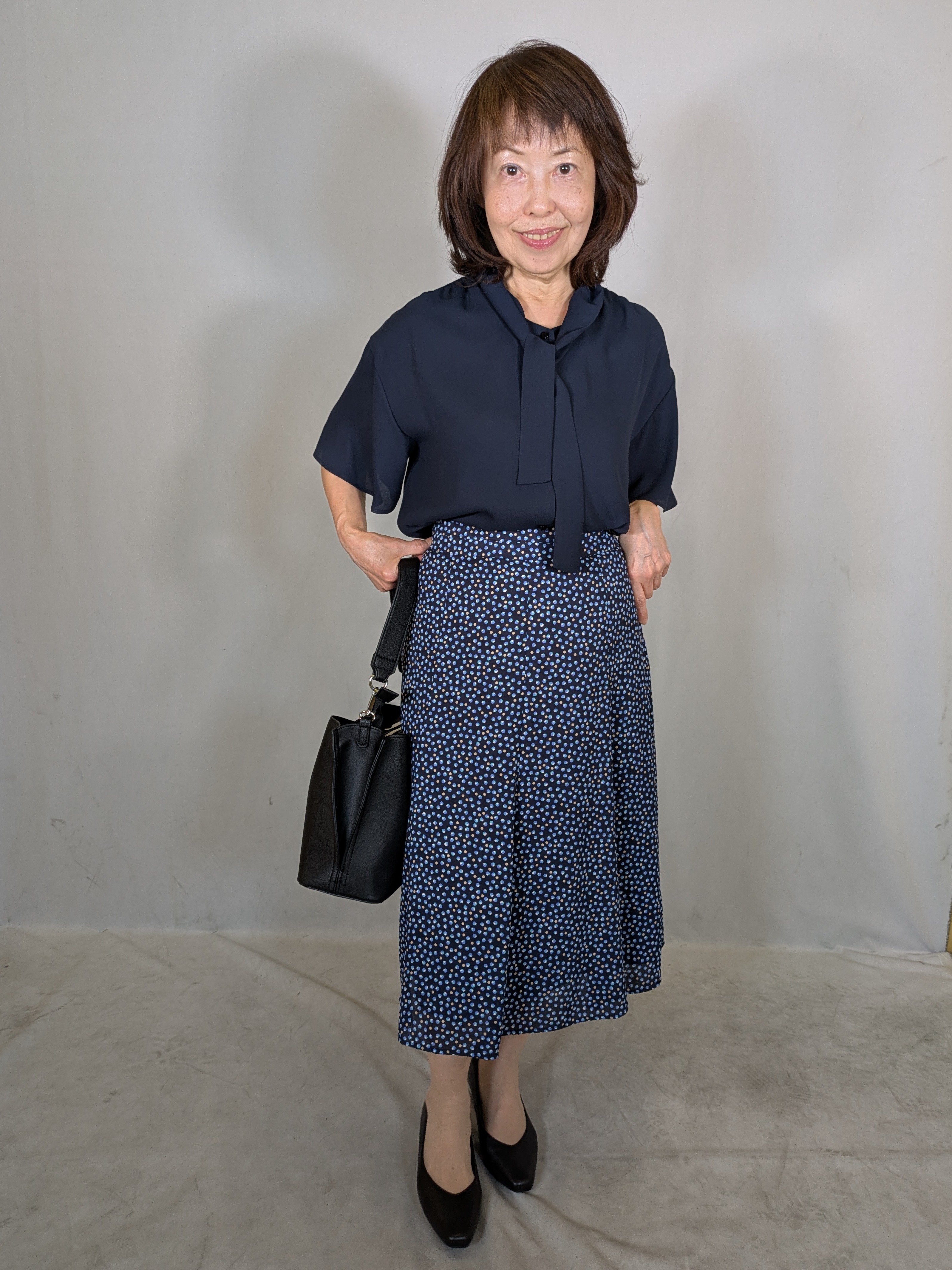 k.kazunoさんの「Reflect｜【マシンウォッシュ可】フレアスリーブボウタイブラウス」を使ったコーディネート