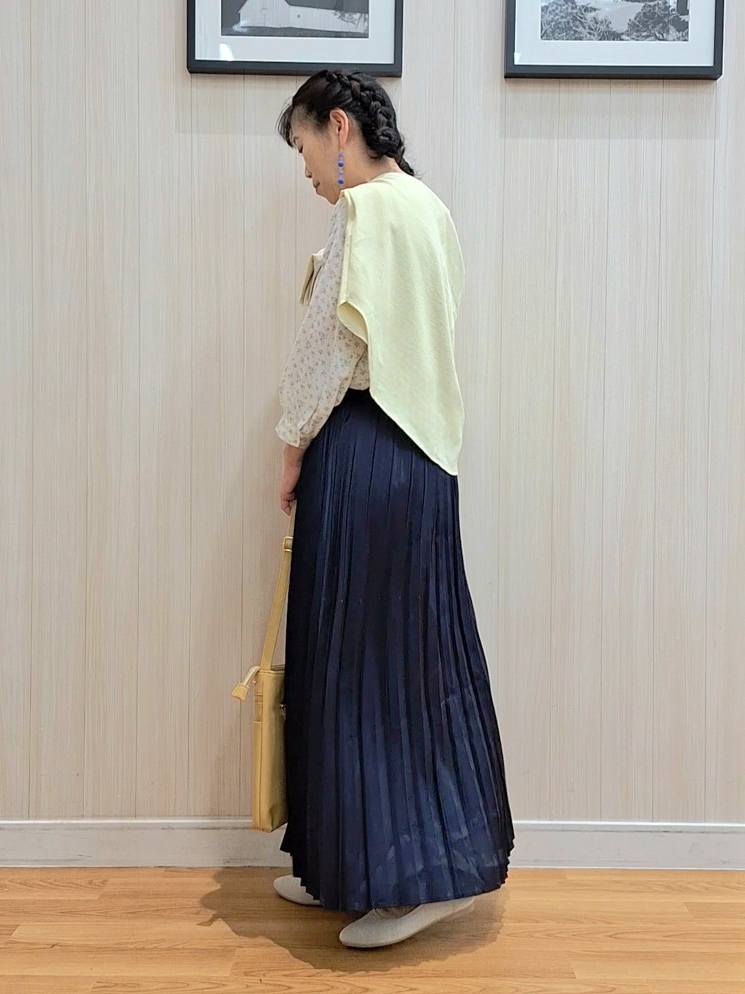 Saoさんの「SHOO･LA･RUE｜【着丈選べる/体型カバー/洗濯機可】さらさらとろん ドルマンブラウス」を使ったコーディネート