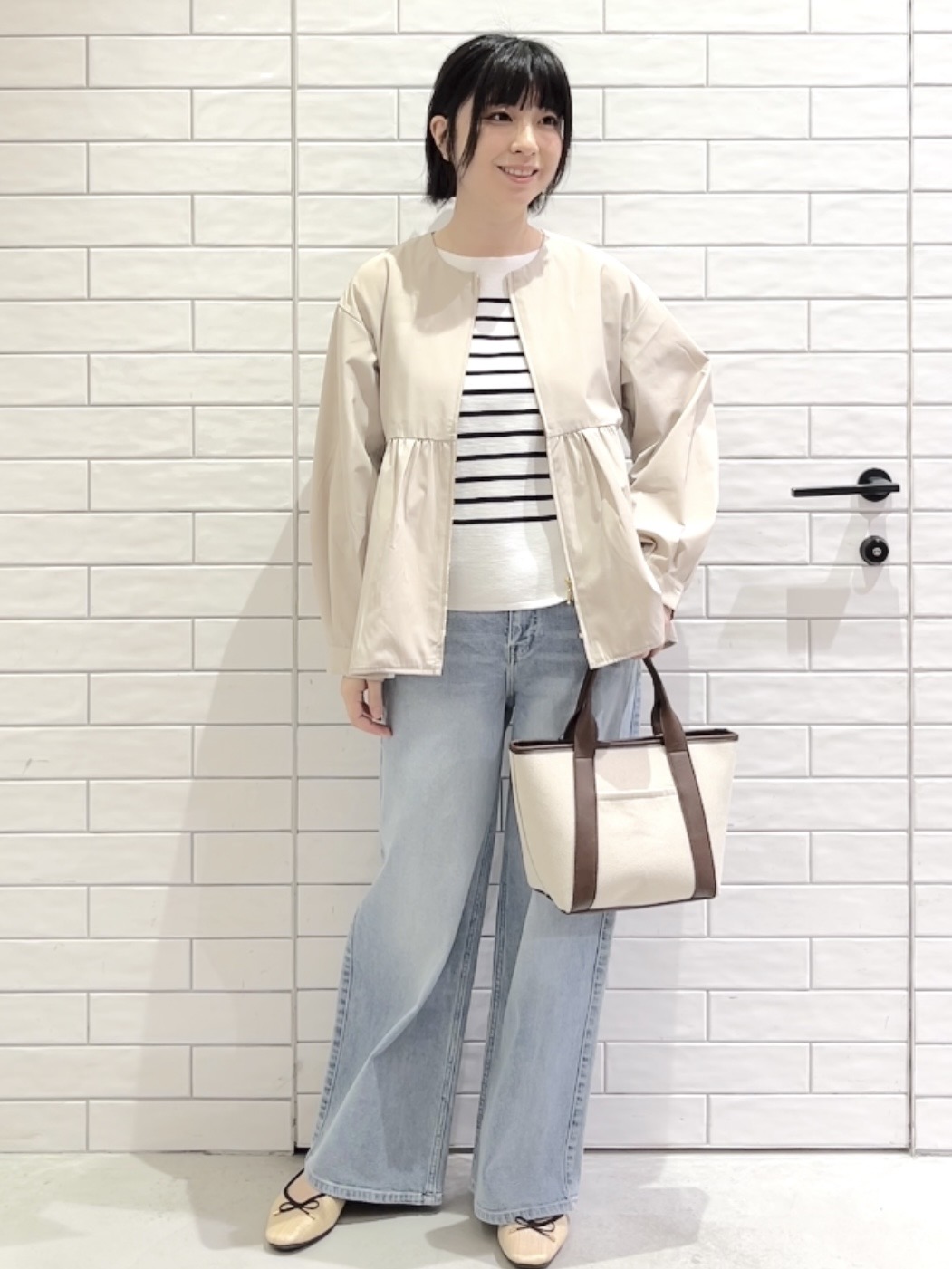 しおりさんの「OPAQUE.CLIP｜撥水ノーカラーペプラムブルゾン【洗濯機OK／抗ピル】」を使ったコーディネート