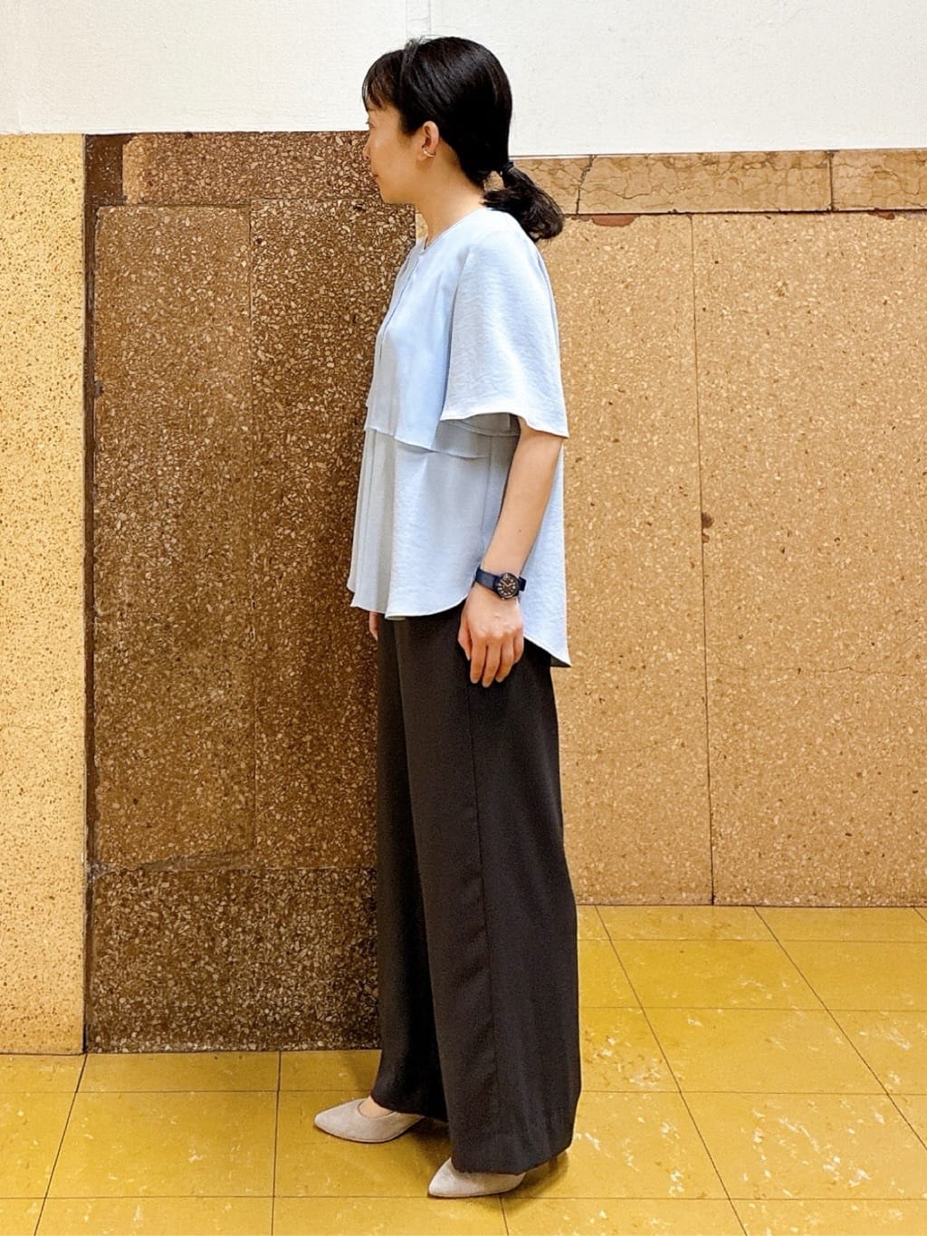 hattoriさんの「INDIVI｜【着る日傘】シフォンドッキングブラウス」を使ったコーディネート