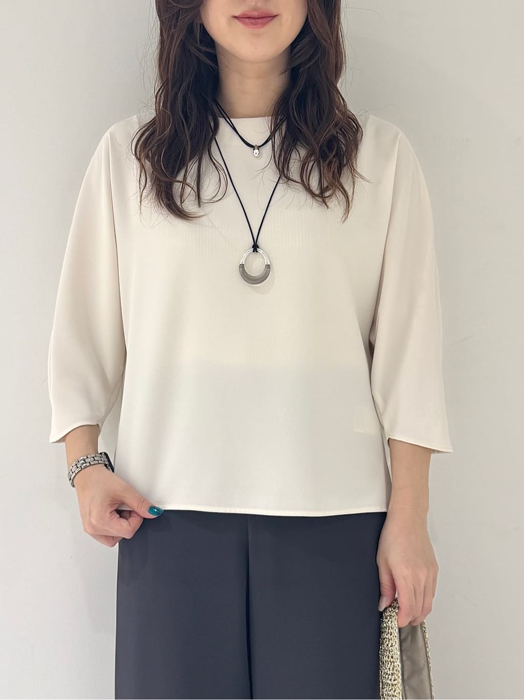 そんさんの「INDIVI｜【さらに軽く軽快！／着る日傘】ノーカラージャケット」を使ったコーディネート