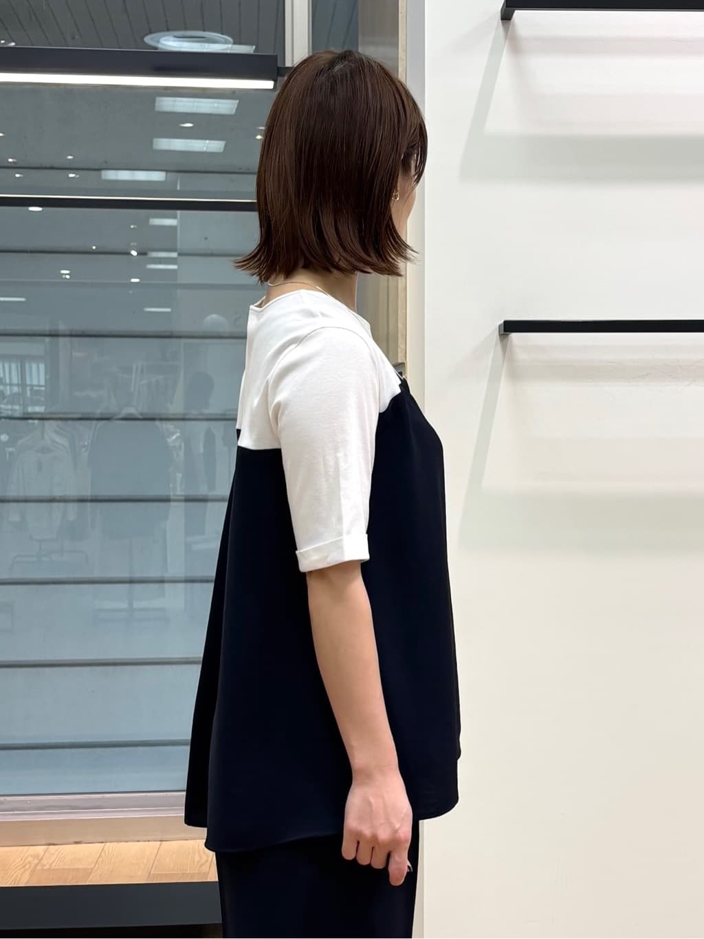 asamiさんの「INDIVI｜【着る日傘／SETUP可能】ビスチェレイヤード風トップス」を使ったコーディネート