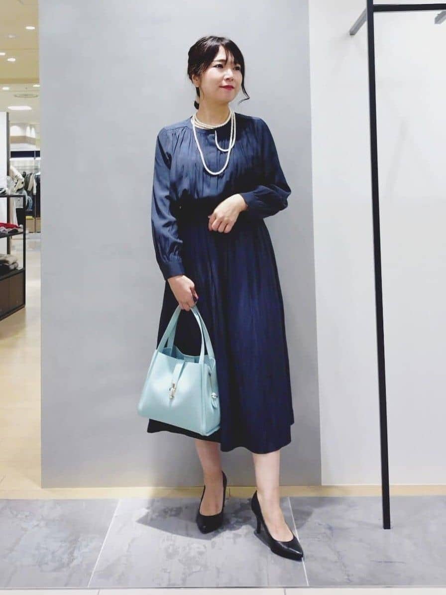 TOMOMIさんの「INDIVI｜【マルチWAY】3点セットパール調ネックレス」を使ったコーディネート
