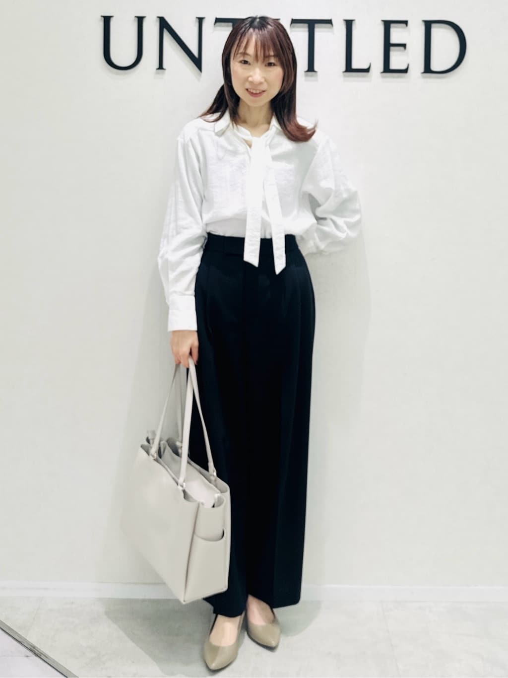 Miwaさんの「UNTITLED｜【洗える/接触冷感】リラックスボウタイブラウス」を使ったコーディネート