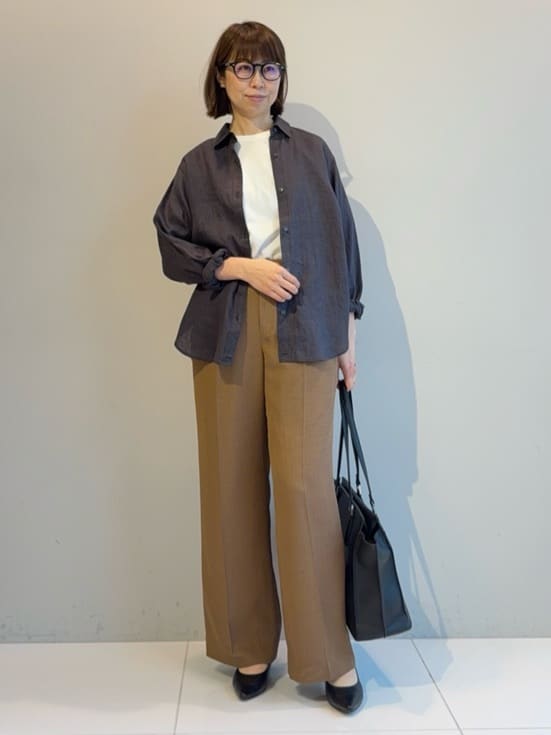 murayamaさんの「INDIVI｜【接触冷感／2WAY】カシュクールリネンシャツ」を使ったコーディネート