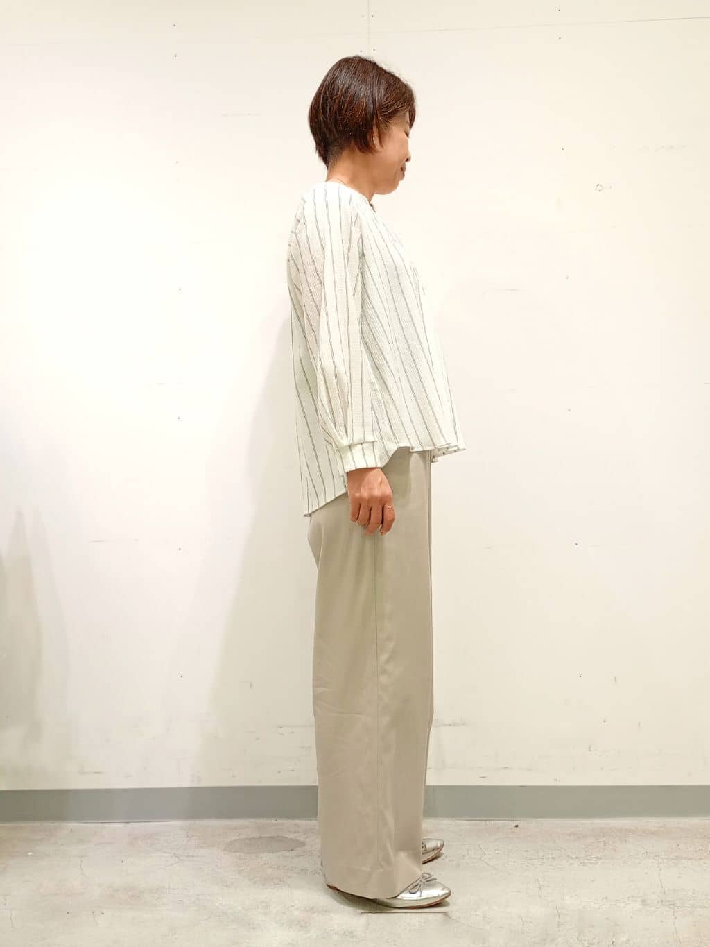 Kさんの「INDIVI｜【洗える／着心地楽ちん】ブラウス風ストライプカットソートップス」を使ったコーディネート