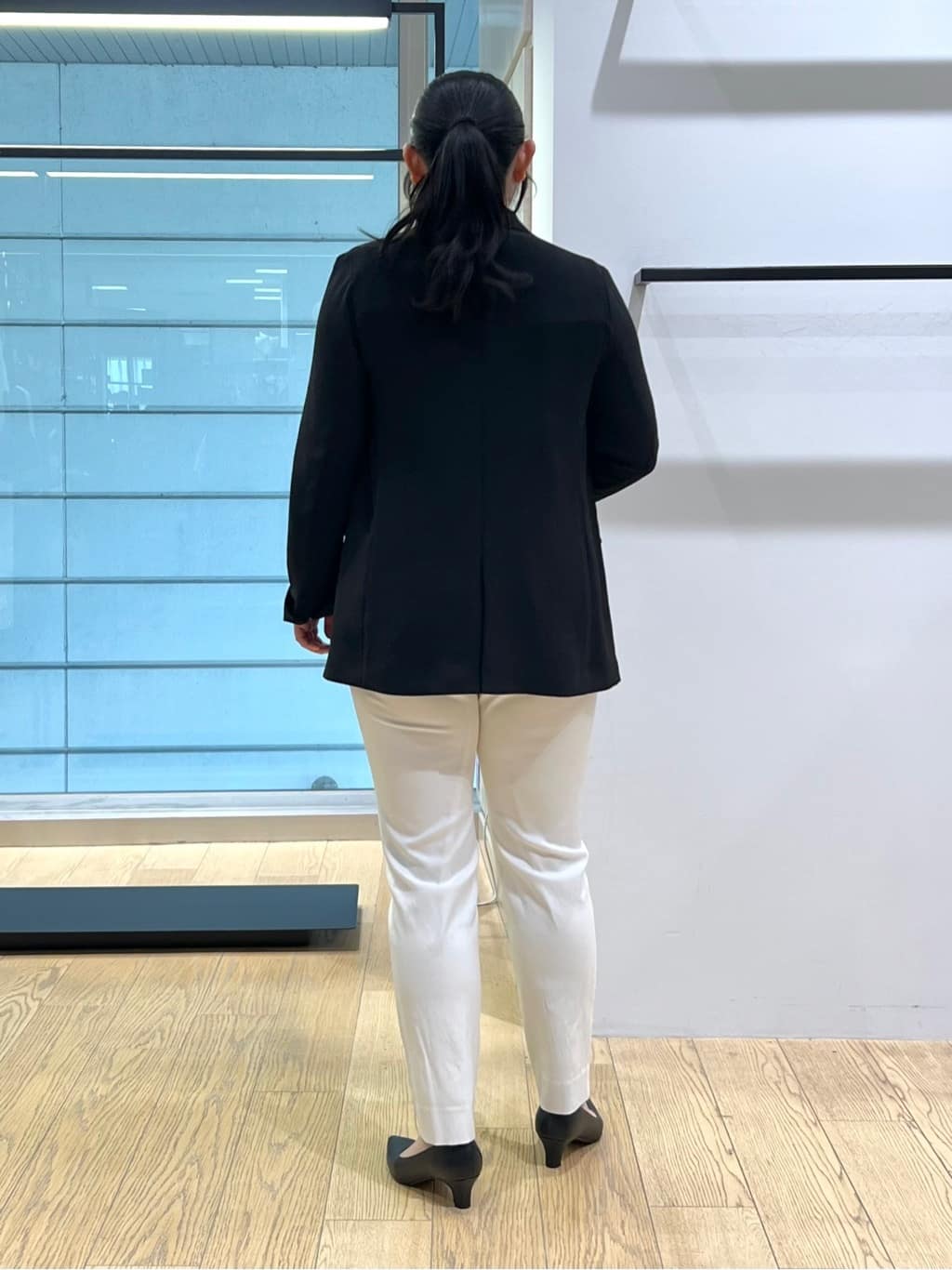 shimaさんの「INDIVI｜【洗える／多機能／SETUP可】着る日傘ダブルジャケット」を使ったコーディネート
