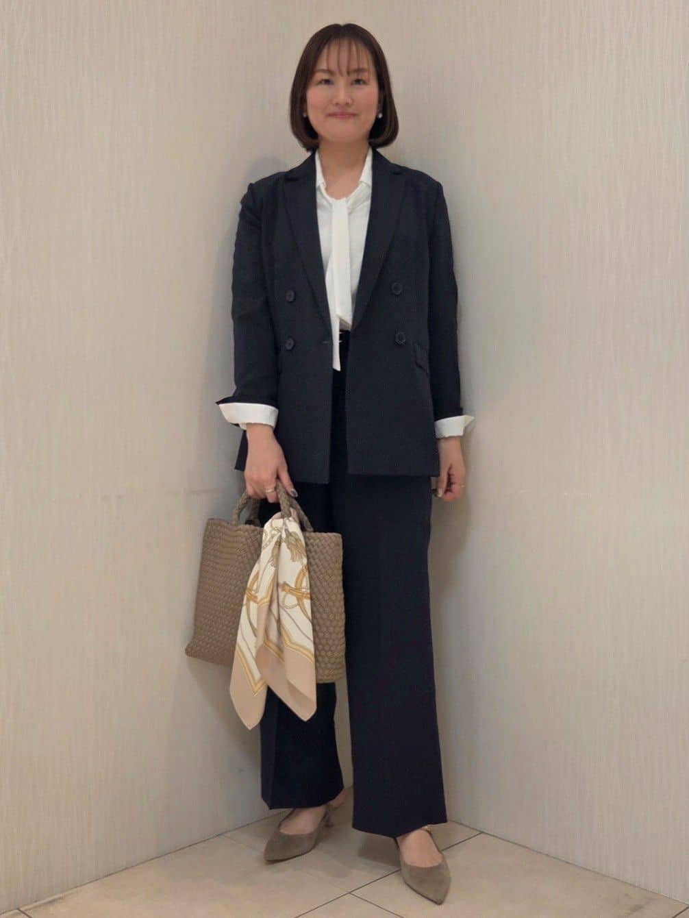 naokoさんの「UNTITLED｜【新色追加/セットアップ可】エアリー ダブルブレストジャケット」を使ったコーディネート