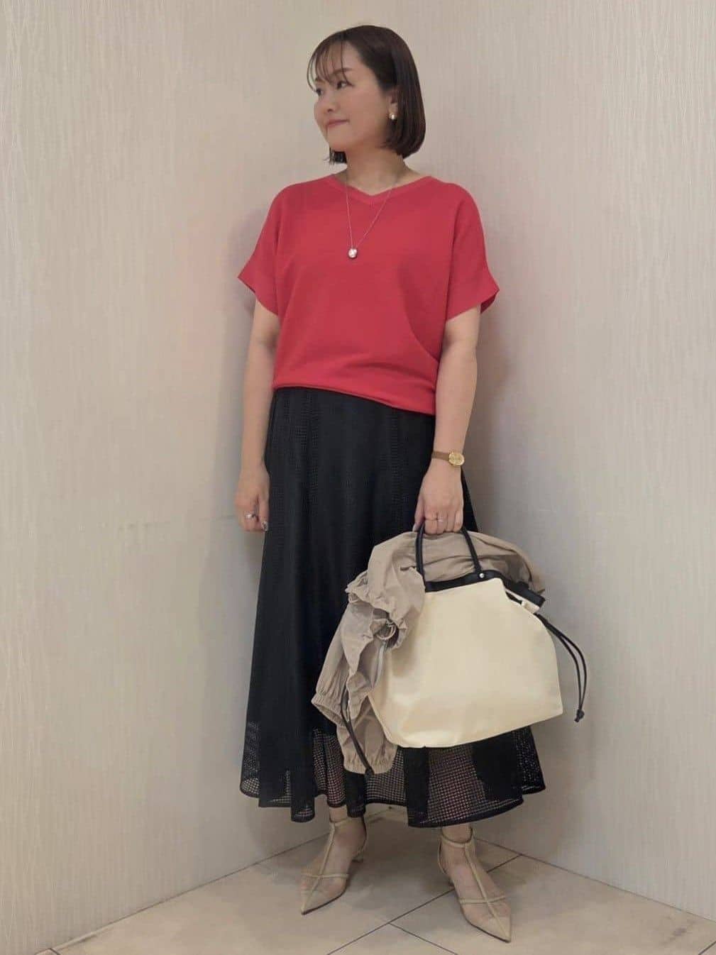 naokoさんの「UNTITLED｜【11色展開/体型カバー】前後2WAYフレンチスリーブニット」を使ったコーディネート