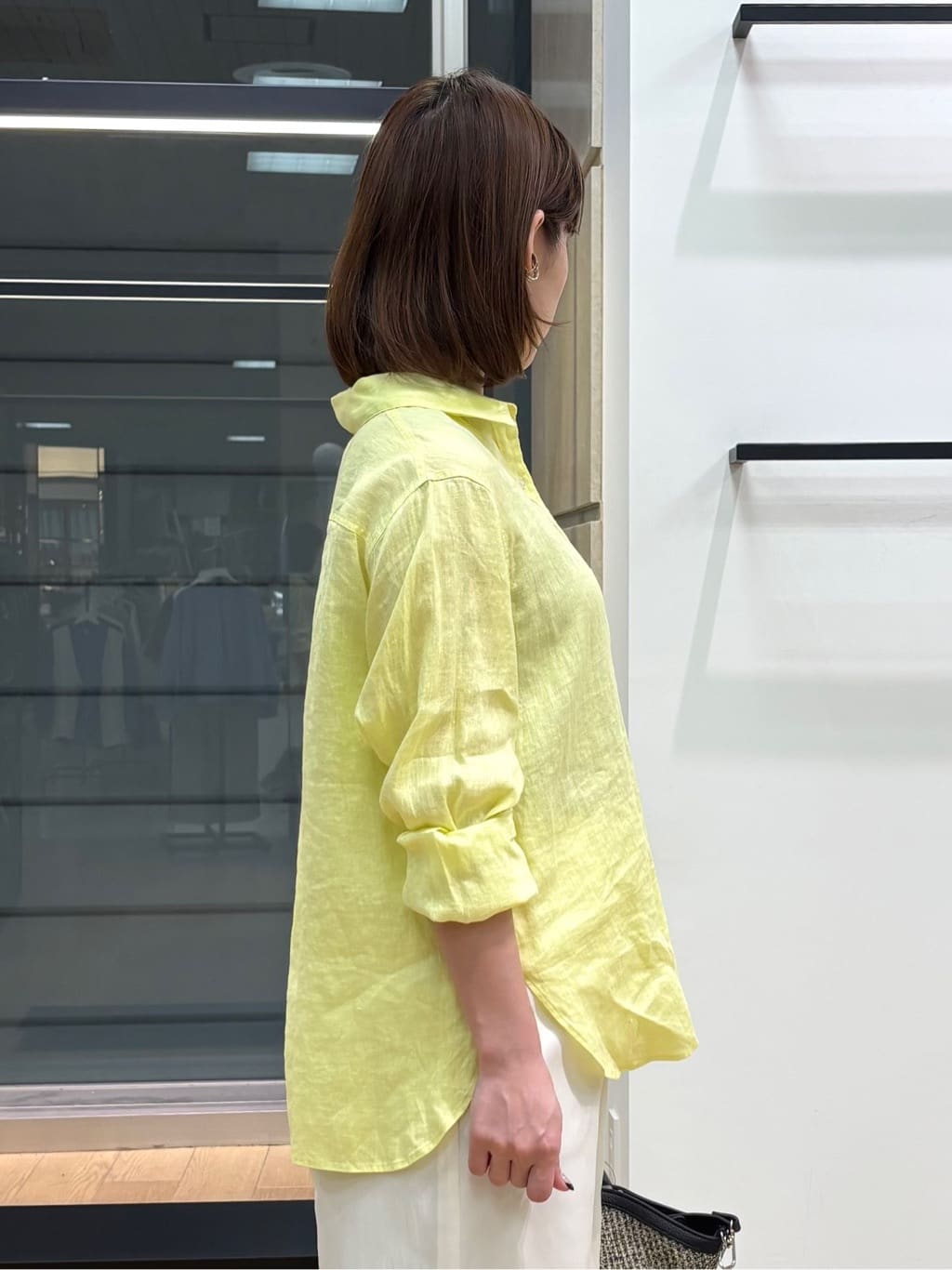 asamiさんの「INDIVI｜【接触冷感／2WAY】カシュクールリネンシャツ」を使ったコーディネート