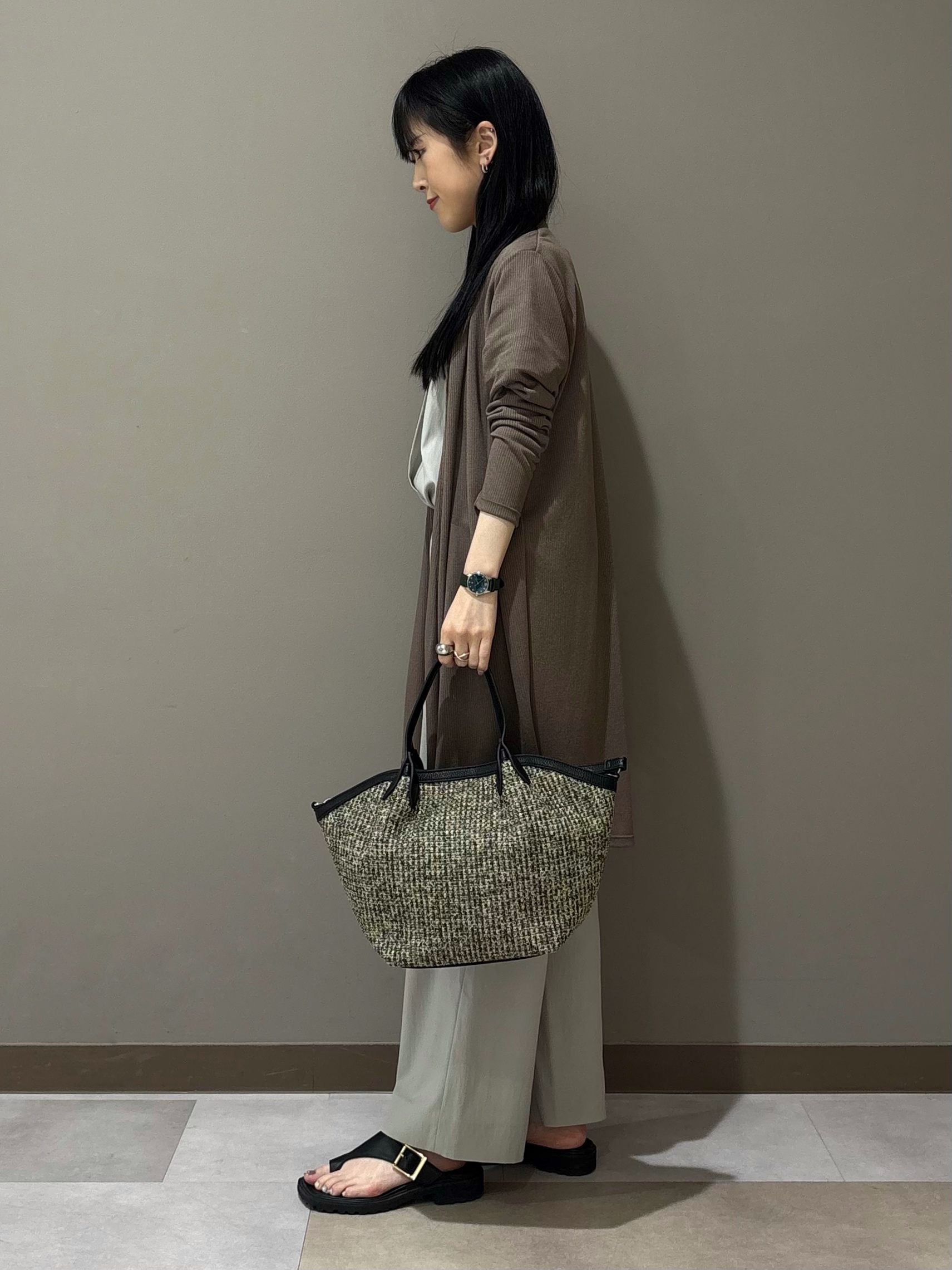 KEIKOさんの「INDIVI｜【洗える／アンサンブル可能】シアースストライプカーディガン」を使ったコーディネート