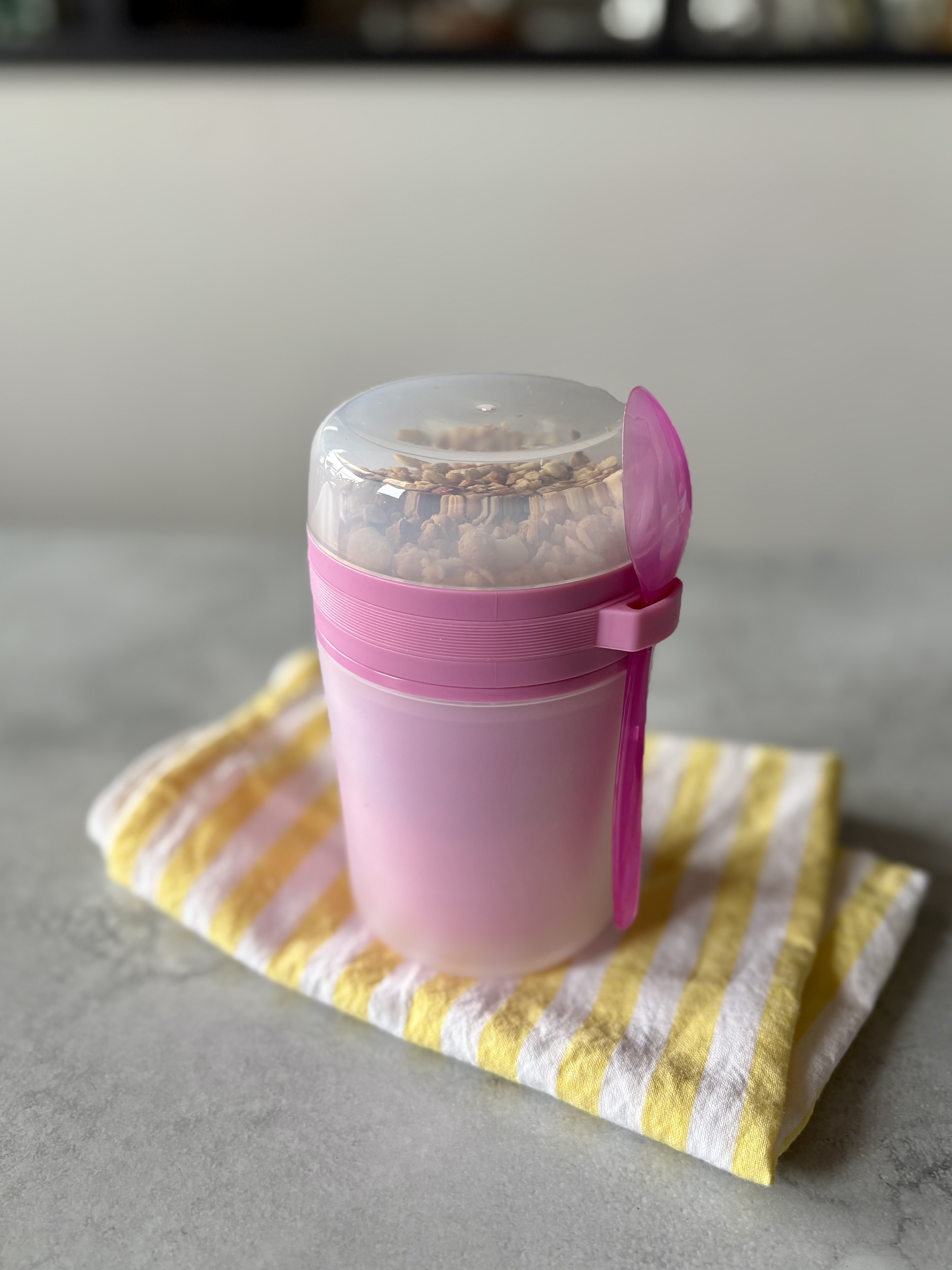 212キッチンストア公式さんの「212 KITCHEN STORE｜ヨーグルトカップ GR ＜KEVNHAUN ケブンハウン＞」を使ったコーディネート