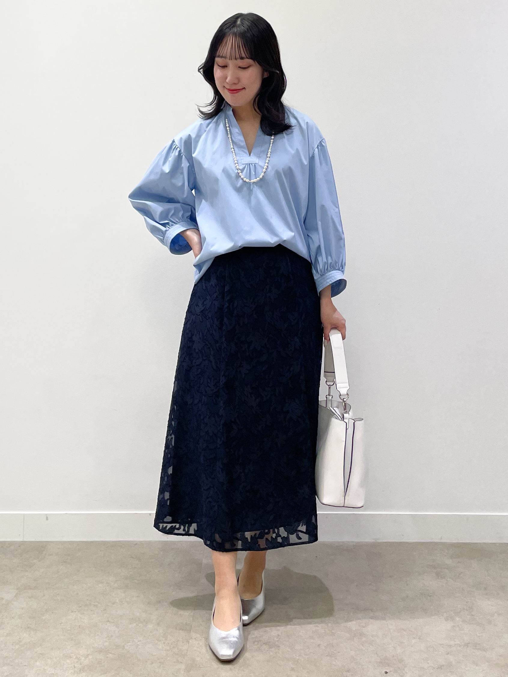 yukariさんの「Reflect｜ボリュームスリーブプルオーバーブラウス」を使ったコーディネート