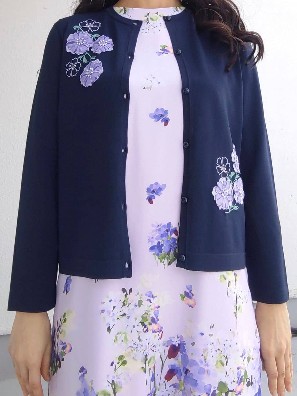 keinaさんの「SunaUna｜【SS～Lサイズ展開／フラワー刺繍】クラフトニットカーディガン」を使ったコーディネート