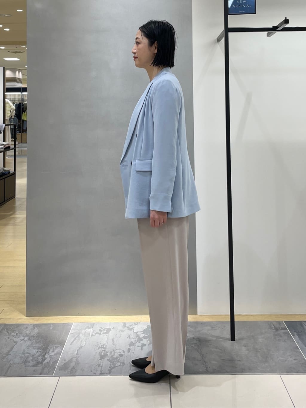 shihoさんの「INDIVI｜【洗える／多機能／SETUP可】着る日傘ダブルジャケット」を使ったコーディネート