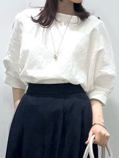 Miwaさんの「UNTITLED｜【洗える/ショート丈】ジャカードボートネックブラウス」を使ったコーディネート