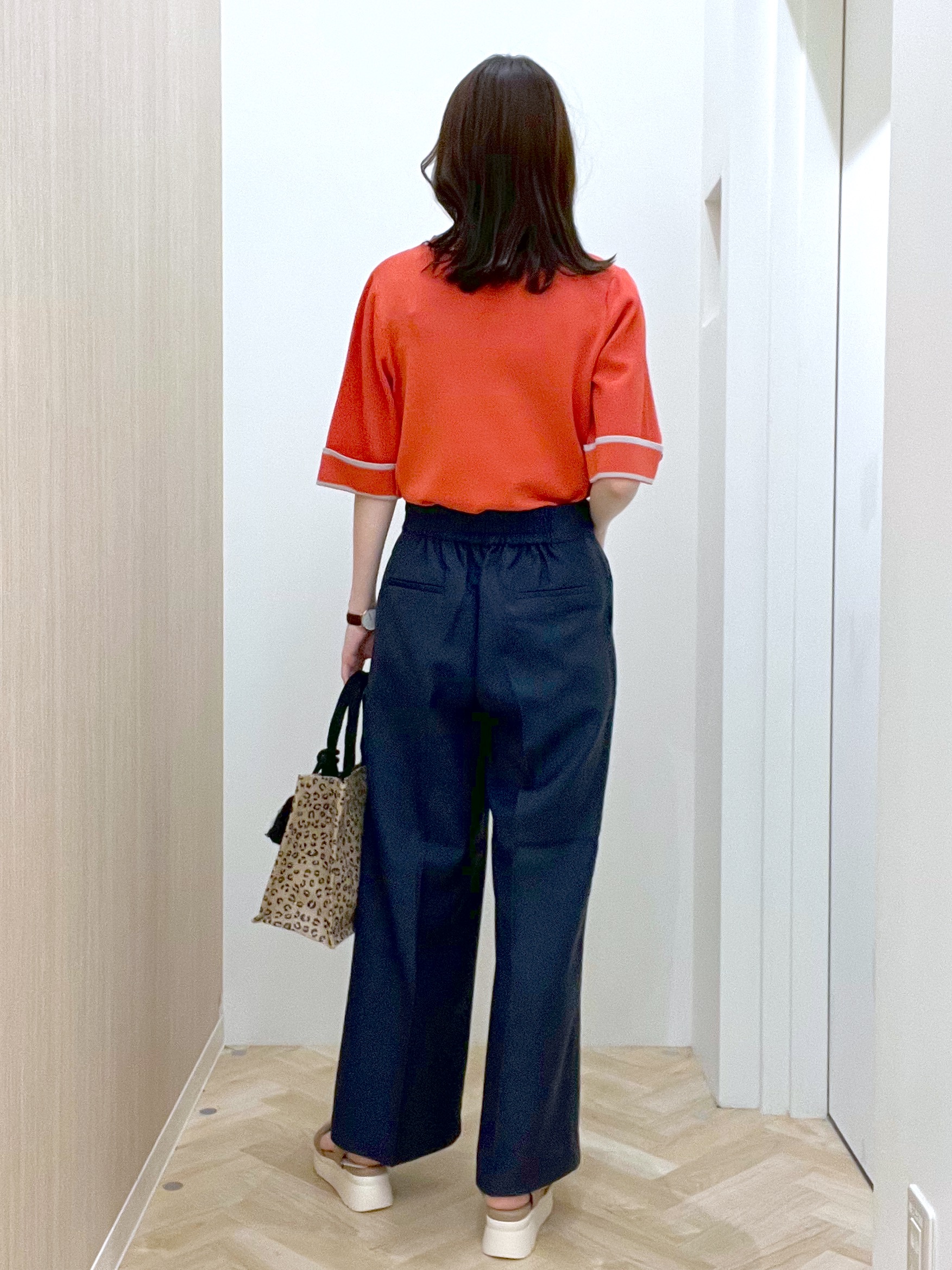  おまつさんの「grove｜【シリーズ累計36万枚/名品ニット】やわらかドライタッチ 袖メッシュ編みニット」を使ったコーディネート