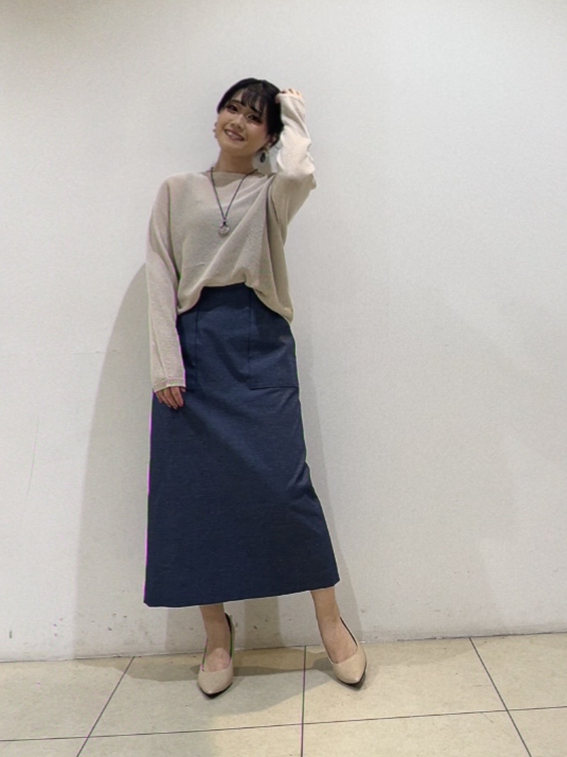 watanabeさんの「UNTITLED｜【古畑星夏さん着用/8色展開/程よい透け感】ドライタッチボートネックニット」を使ったコーディネート